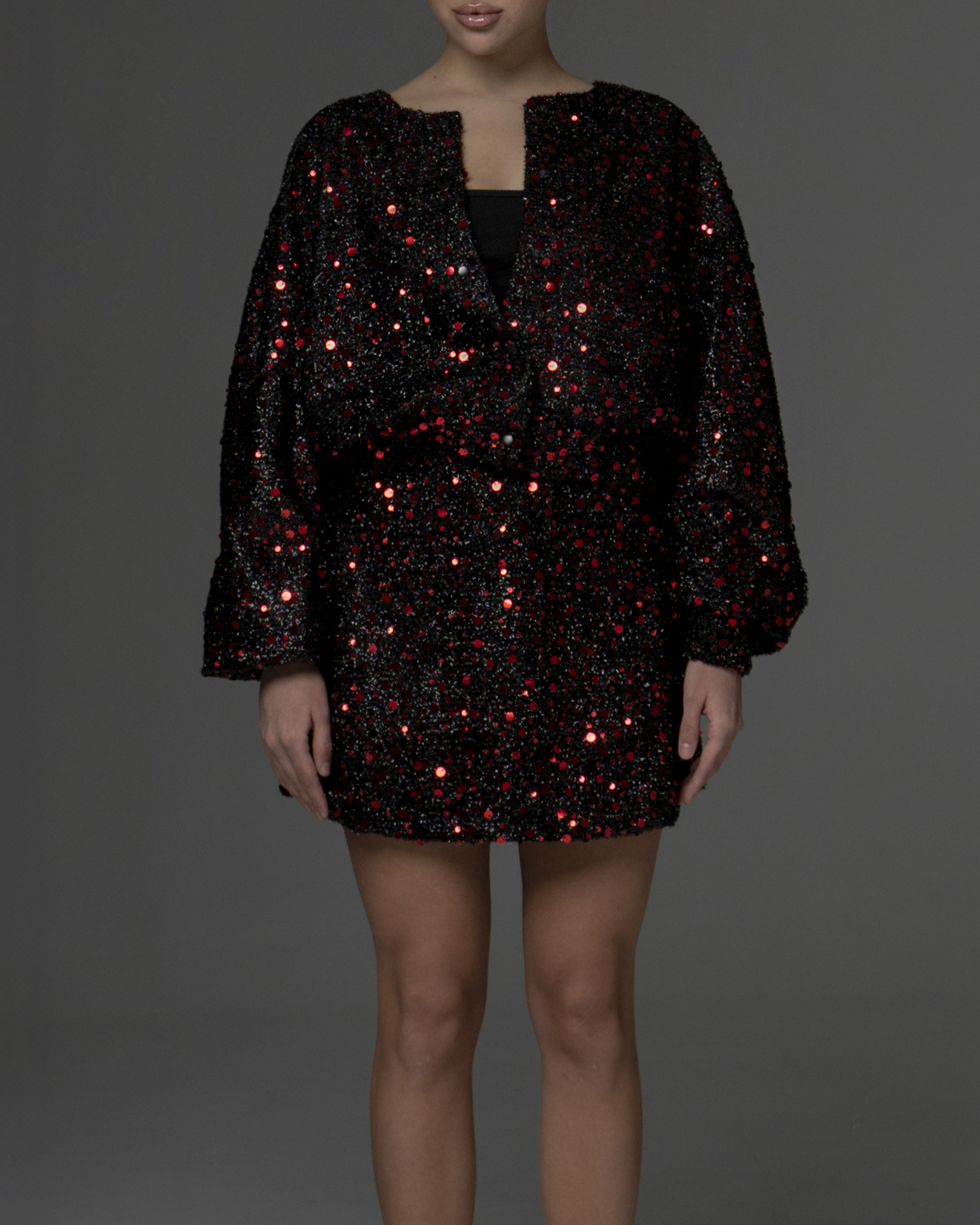 Бомбер shining red