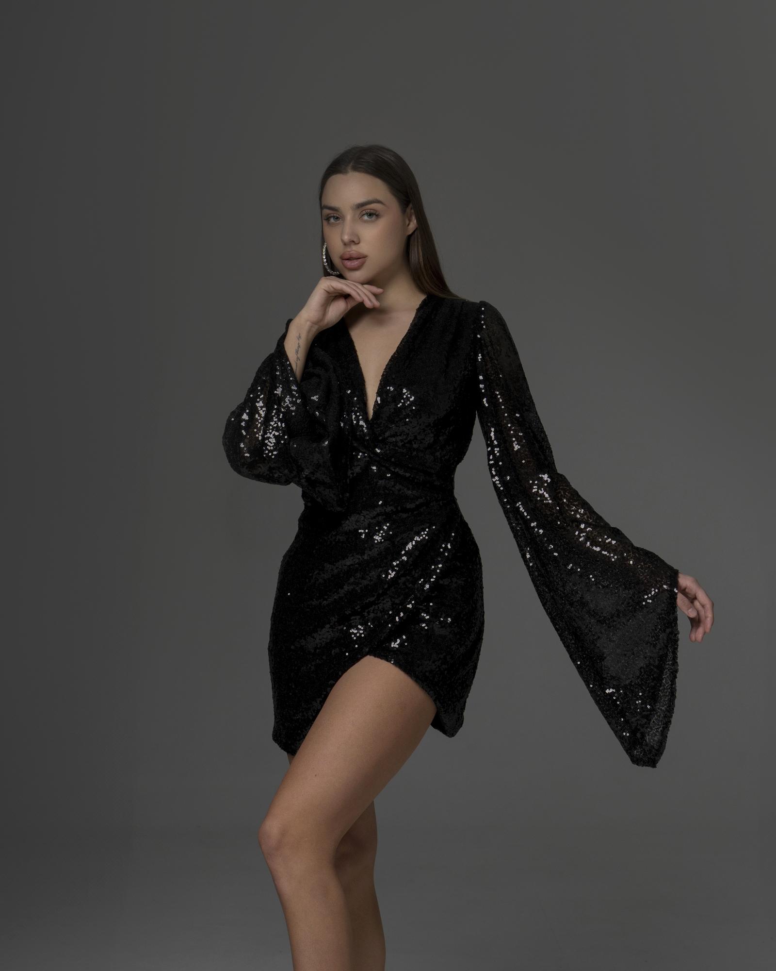 Платье пайетки black mini