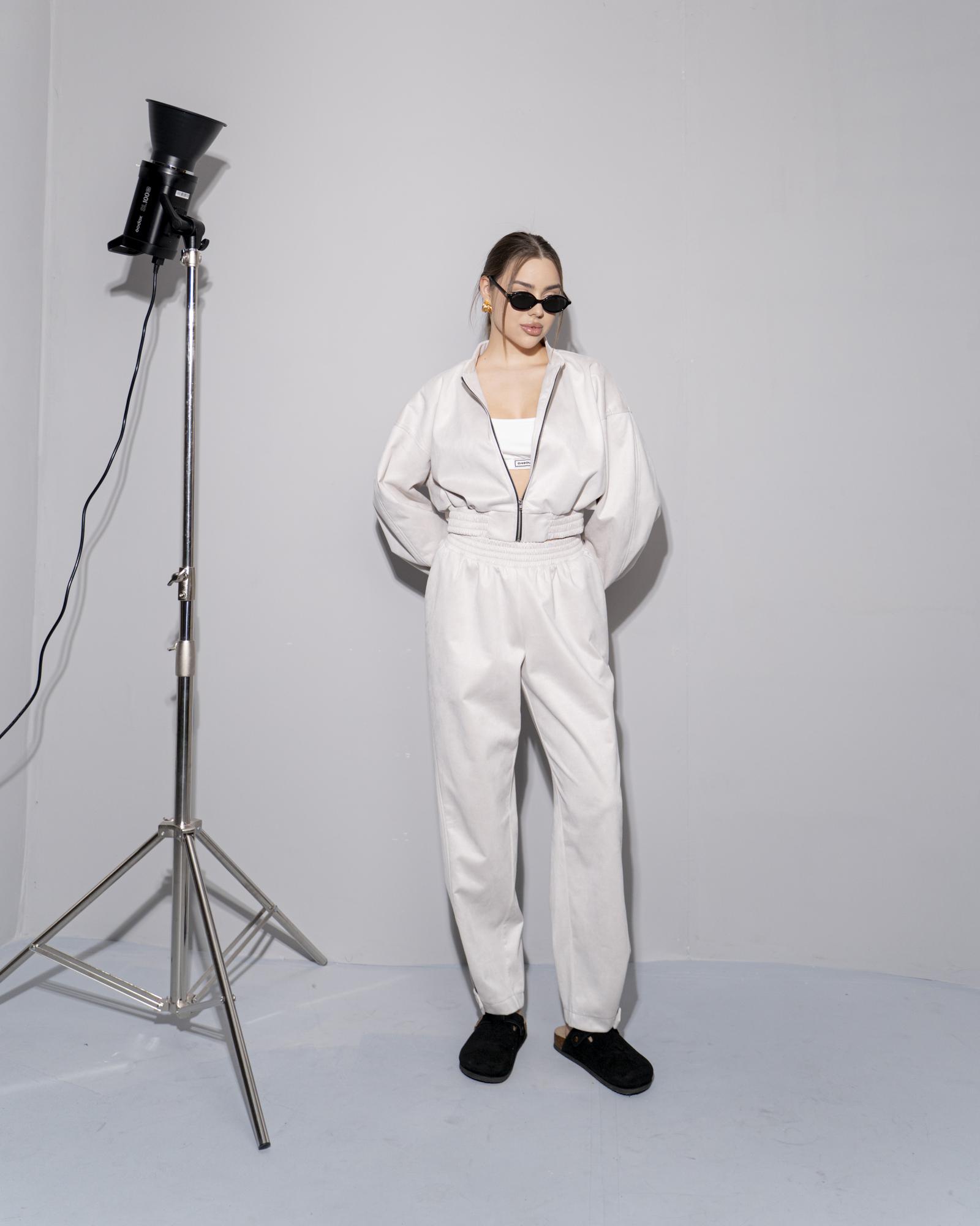 Брюки джогеры замша  pearl