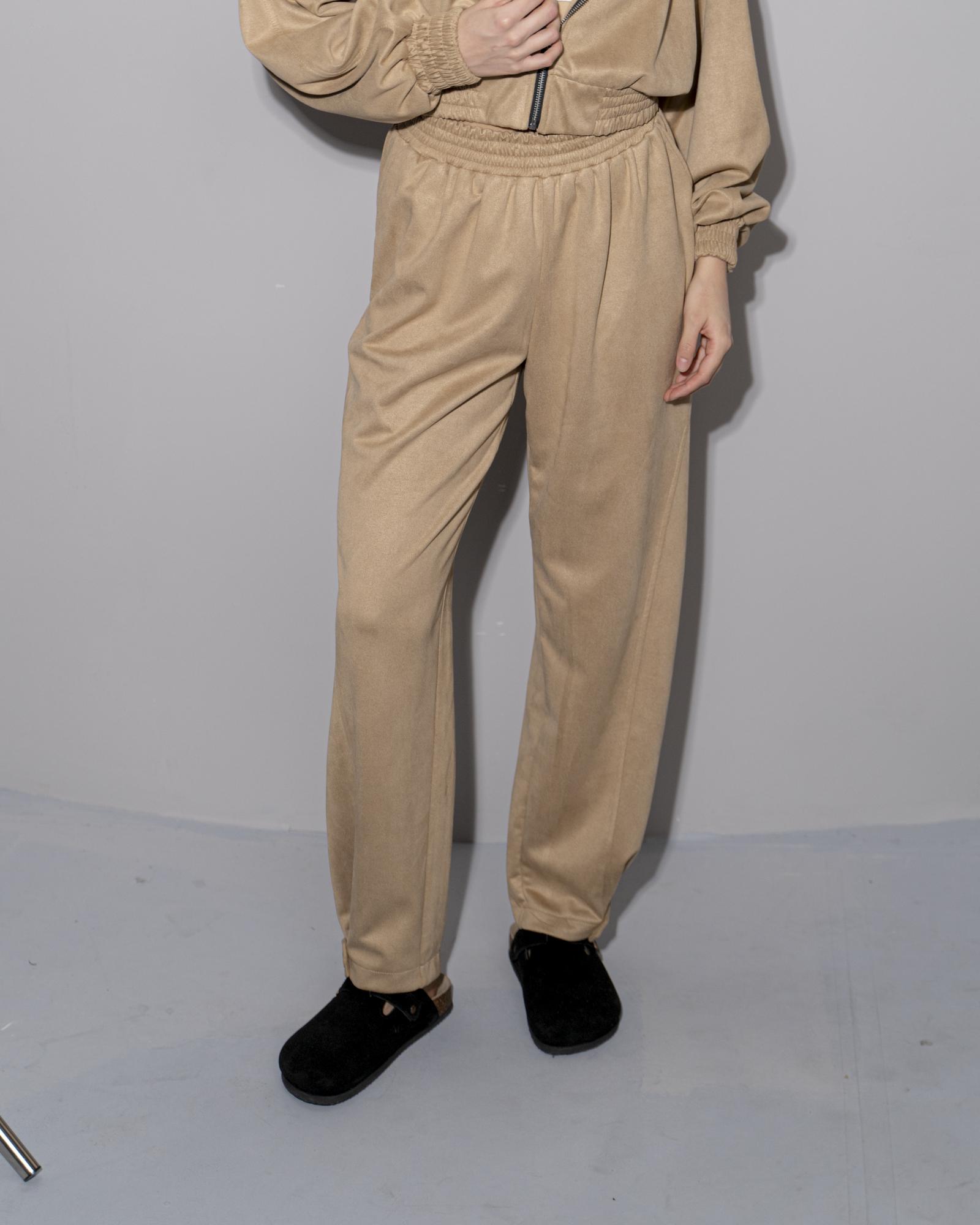 Брюки джогеры замша camel