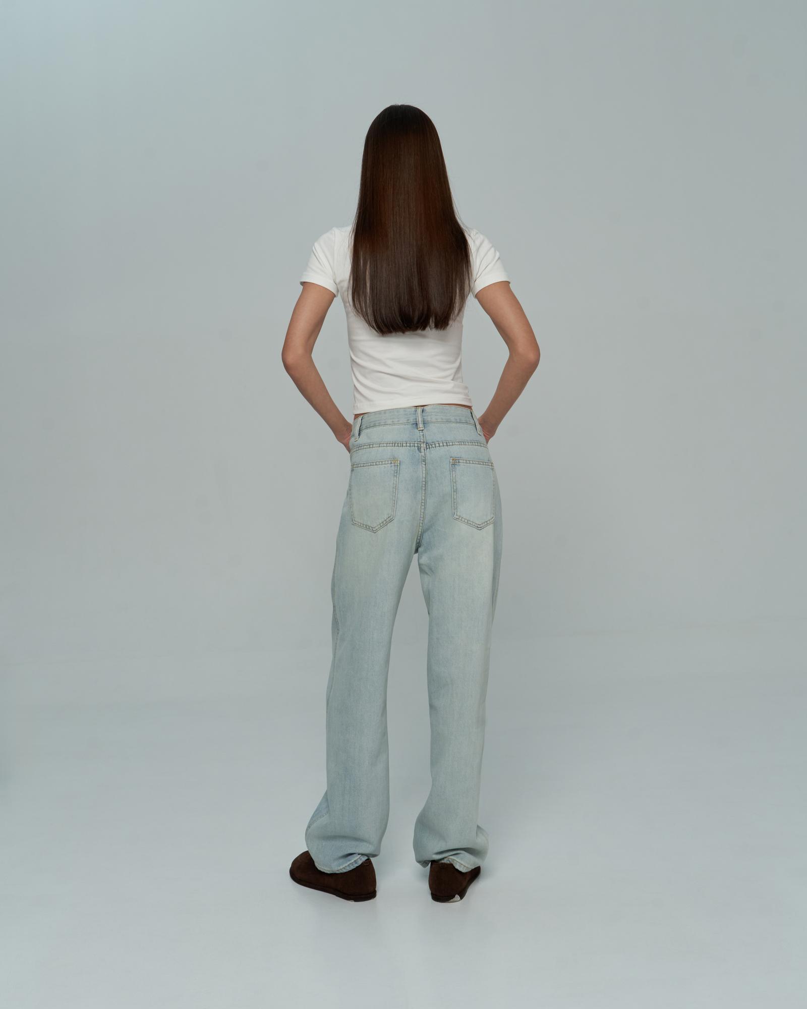 Джинсы голубые