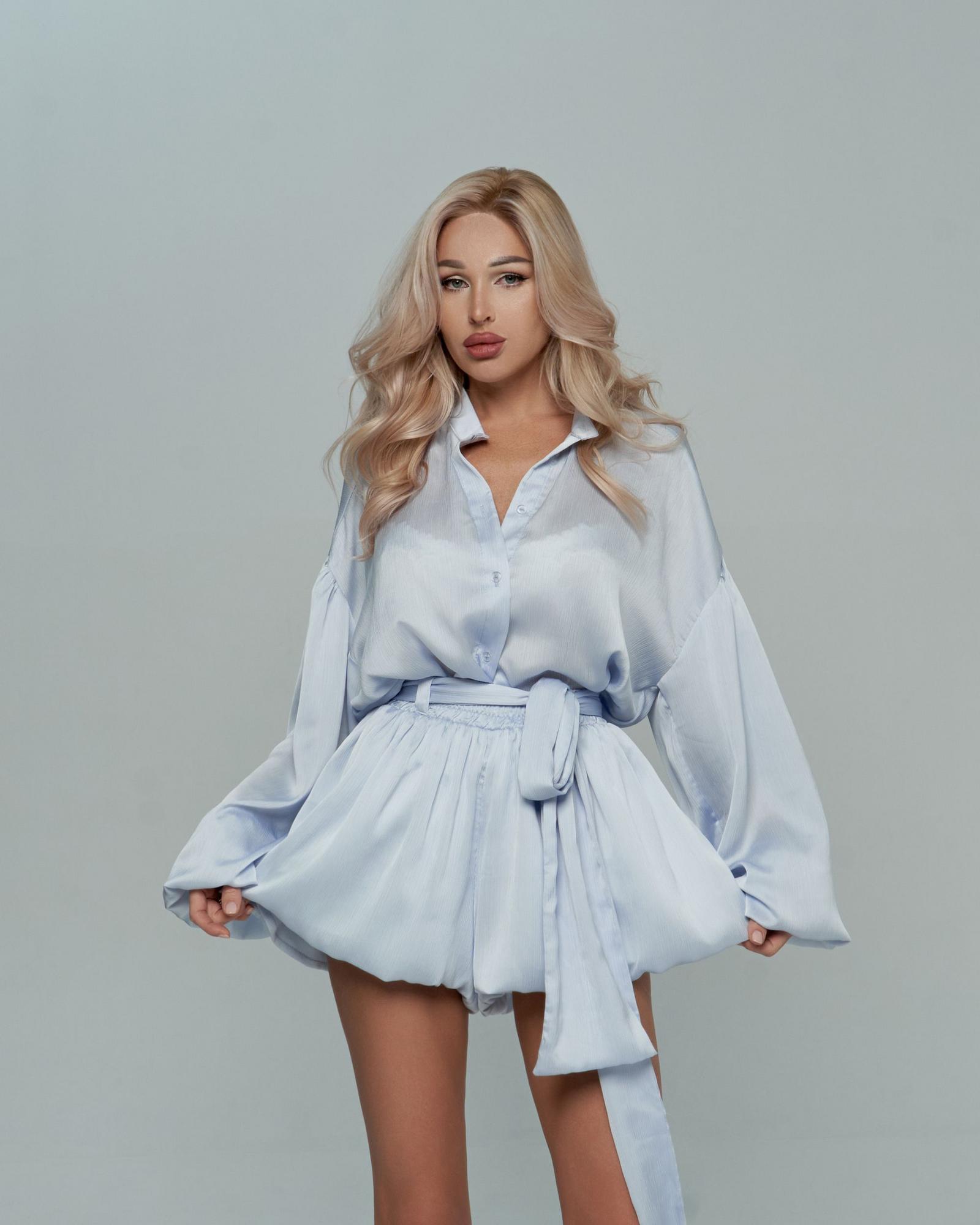 Рубашка шелк голубая