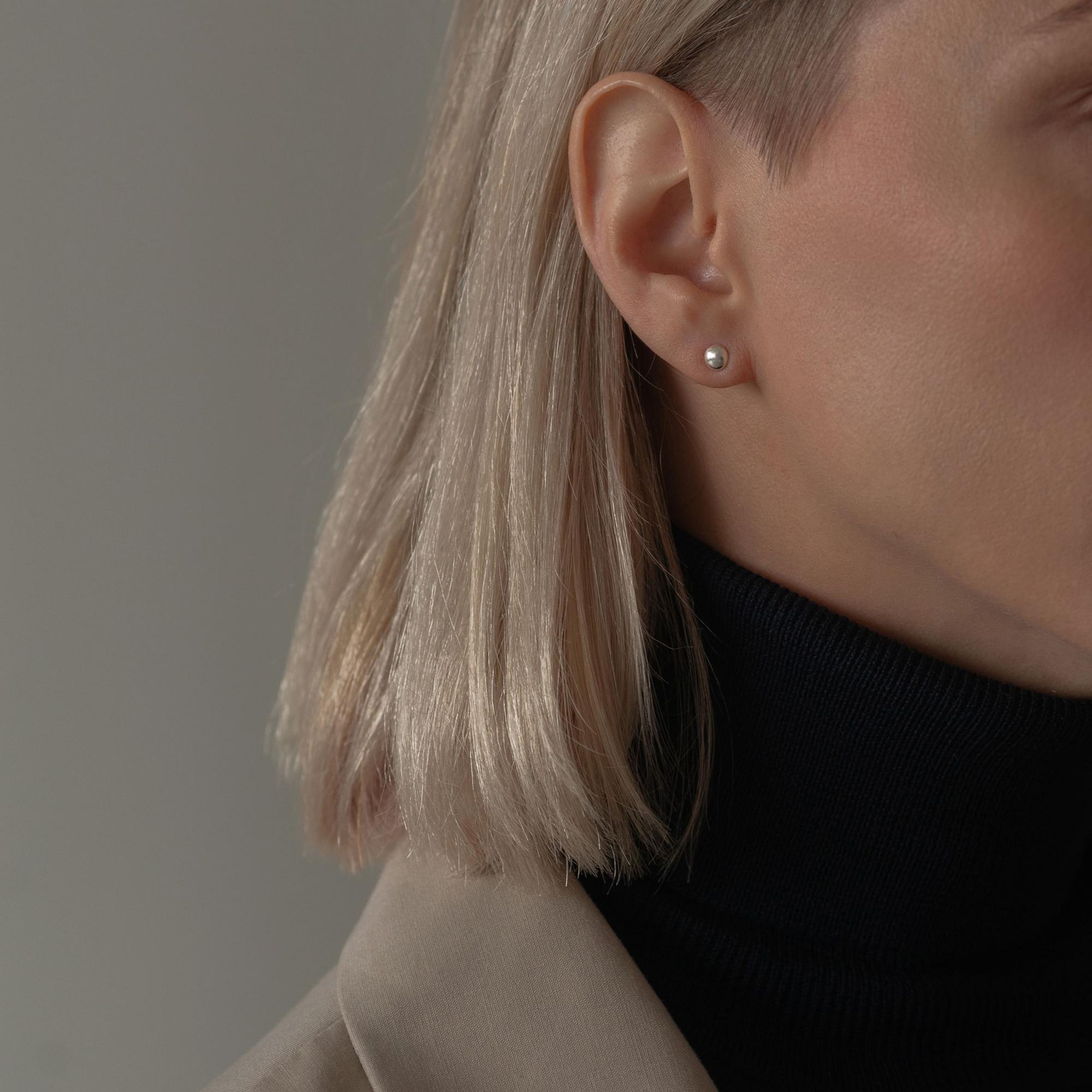 Серьги гвоздики Маленький объектив - Lente piccola