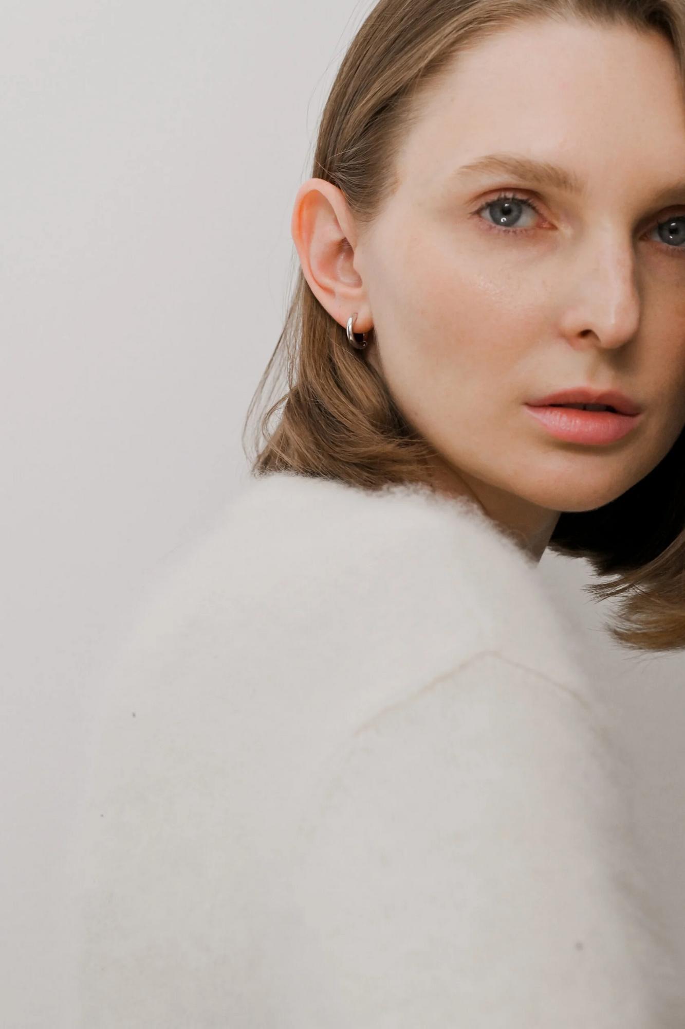 Моносерьга Поли - Poly