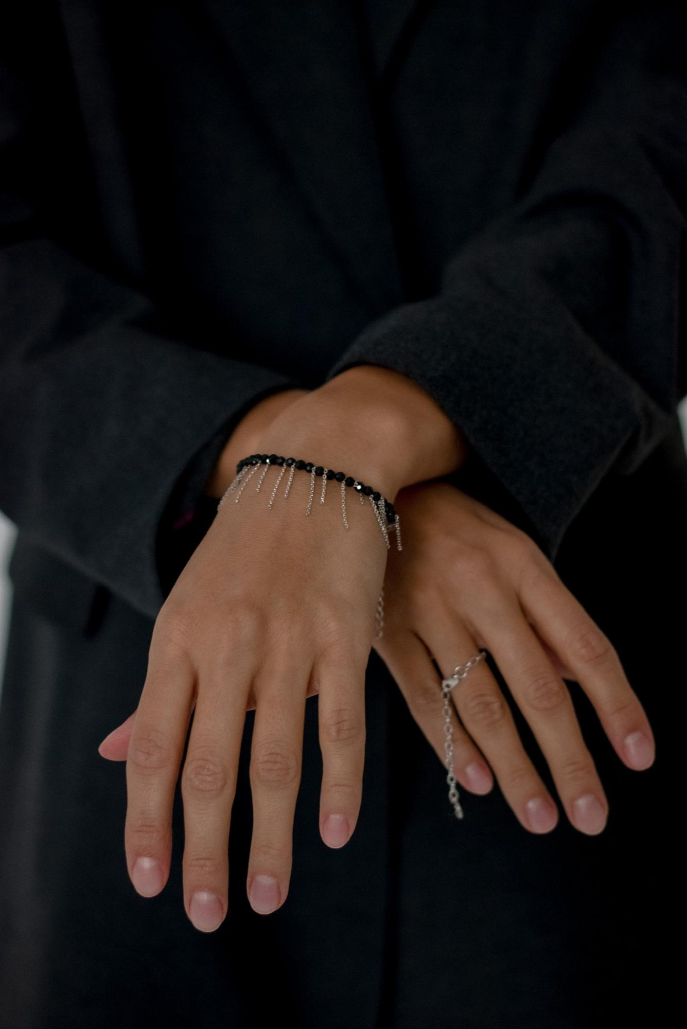 Серебряный браслет «Эйва» со шпинелью