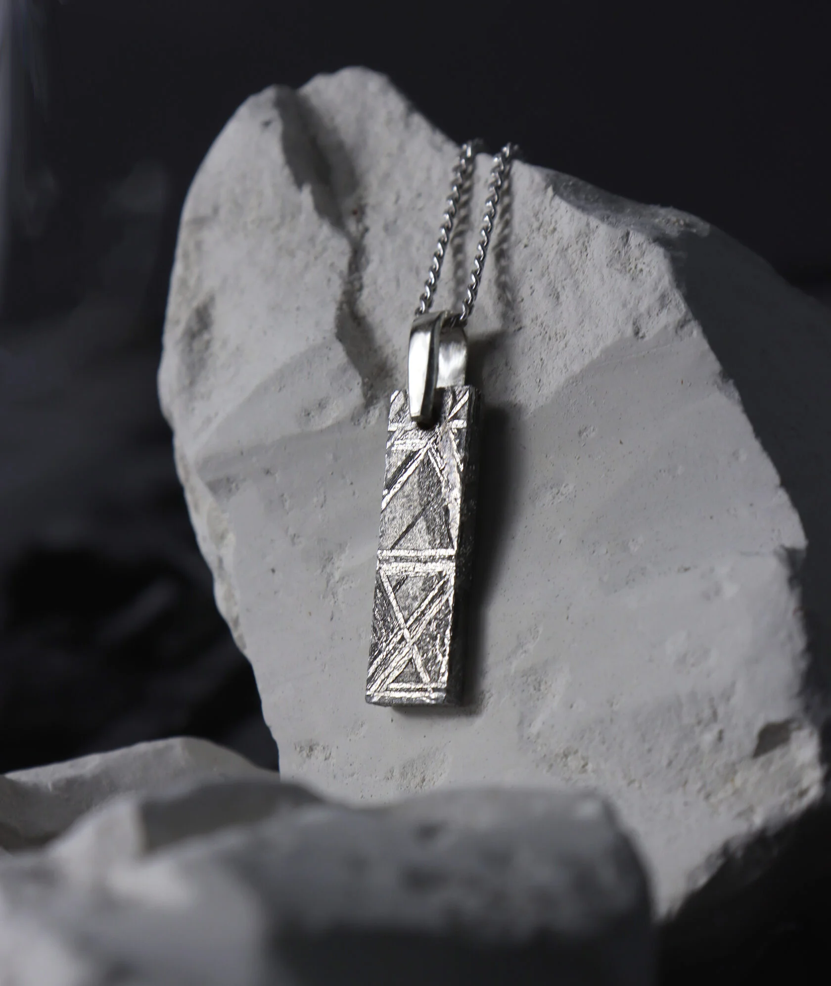 подвеска - пластина в родии