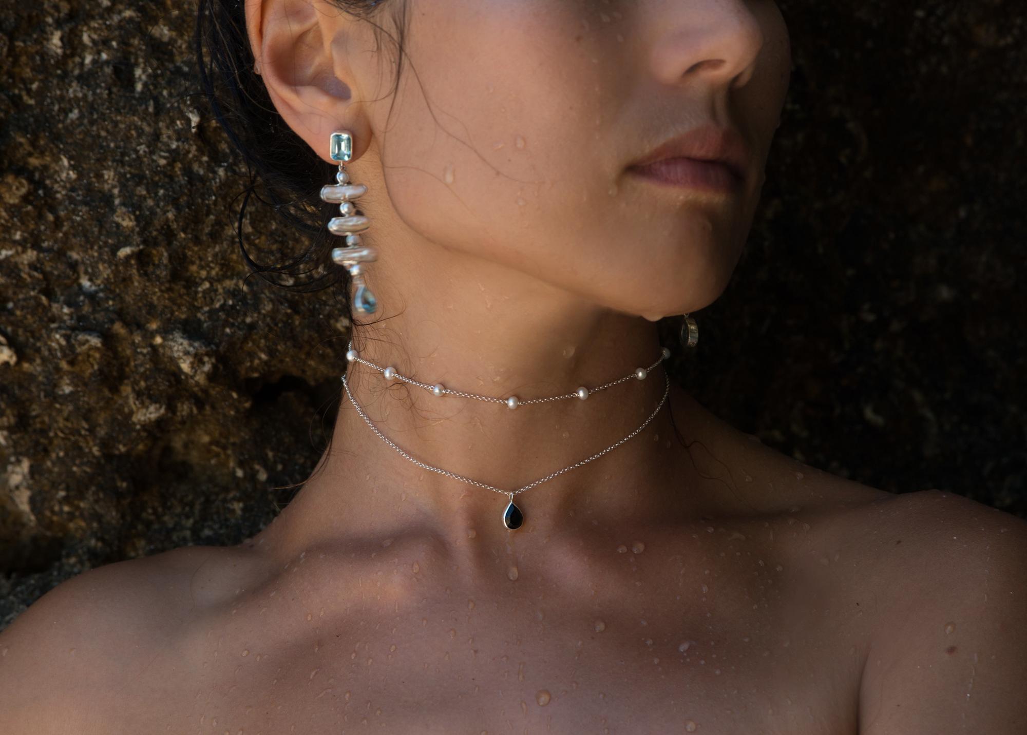 МНОГОУРОВНЕВОЕ КОЛЬЕ ЖЕМЧУГ И ЧЕРНЫЙ ОНИКС