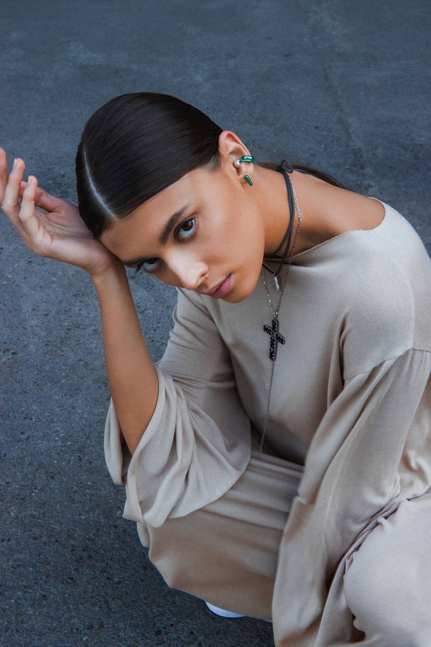 Серебряные серьги-пусеты Матч - Match зеленые