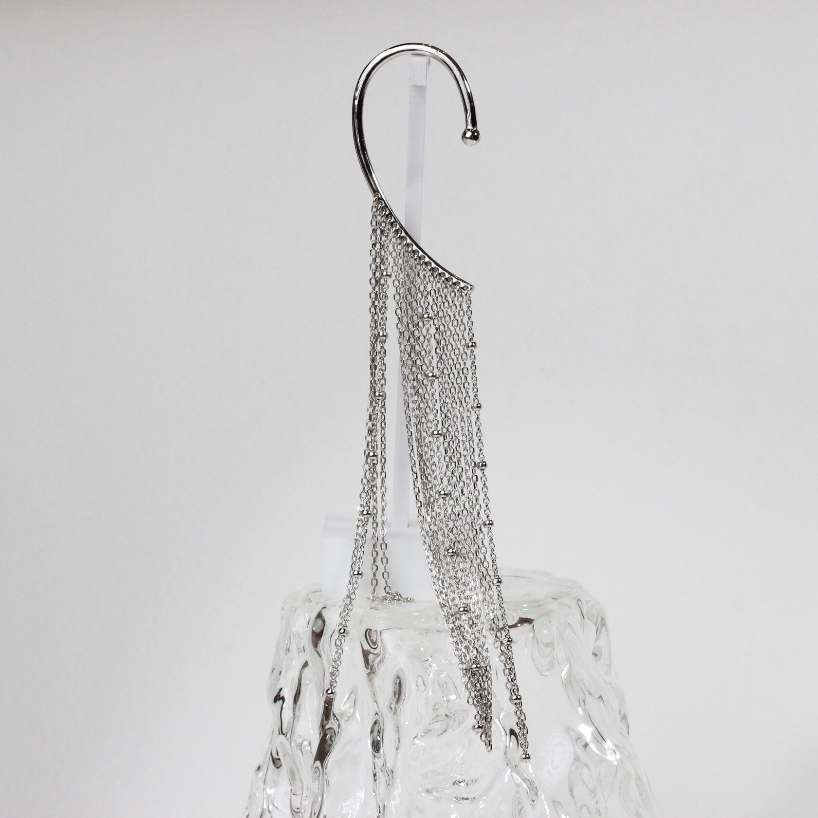 Моносерьга - кафф с цепочками