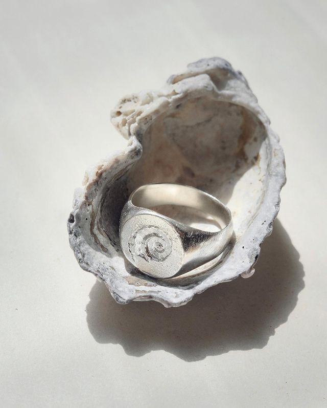 Кольцо-печатка "Отпечаток улитки"