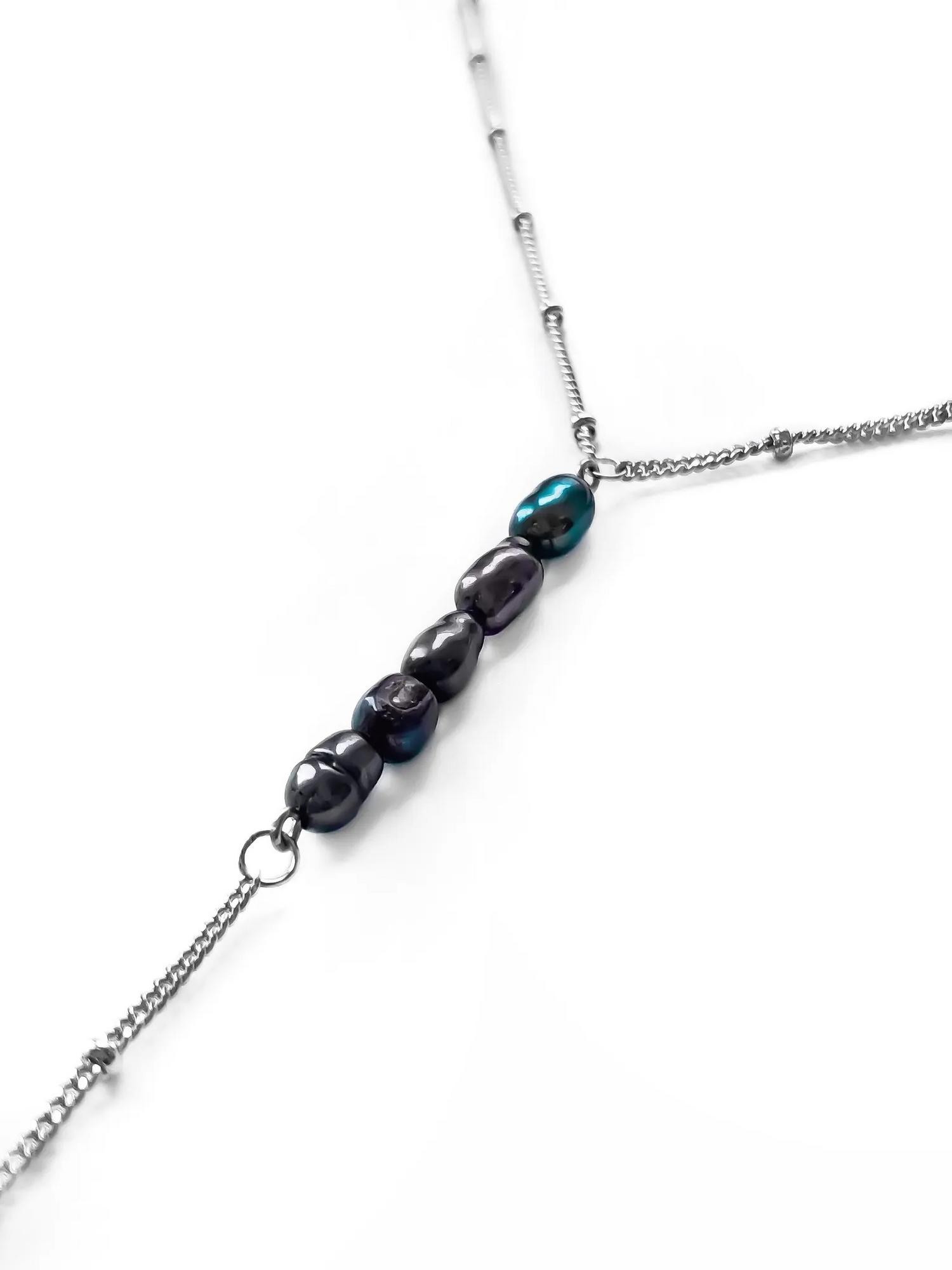 Серебряное колье-галстук «Северное сияние» с культивированным жемчугом