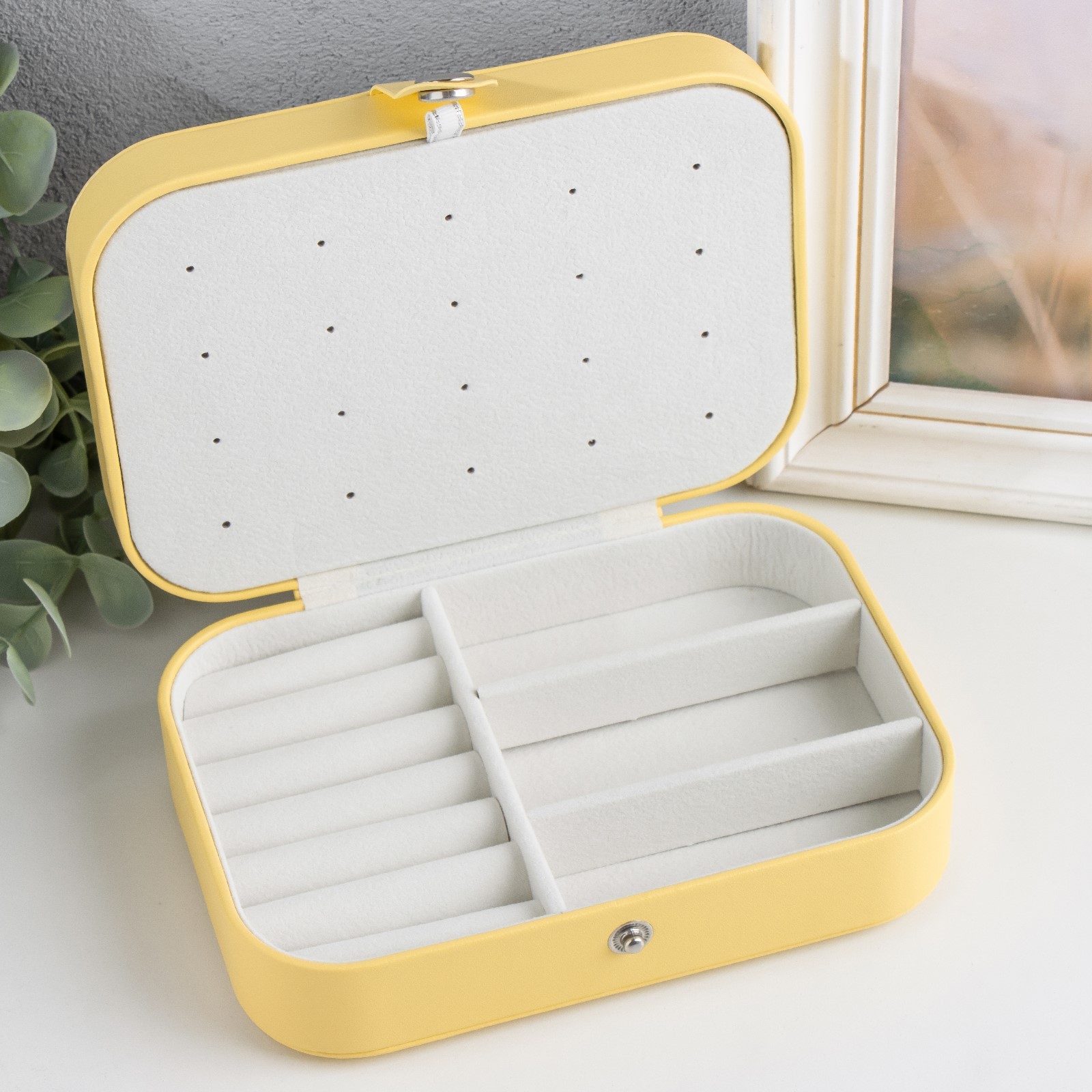 Кейс для хранения украшений матовый