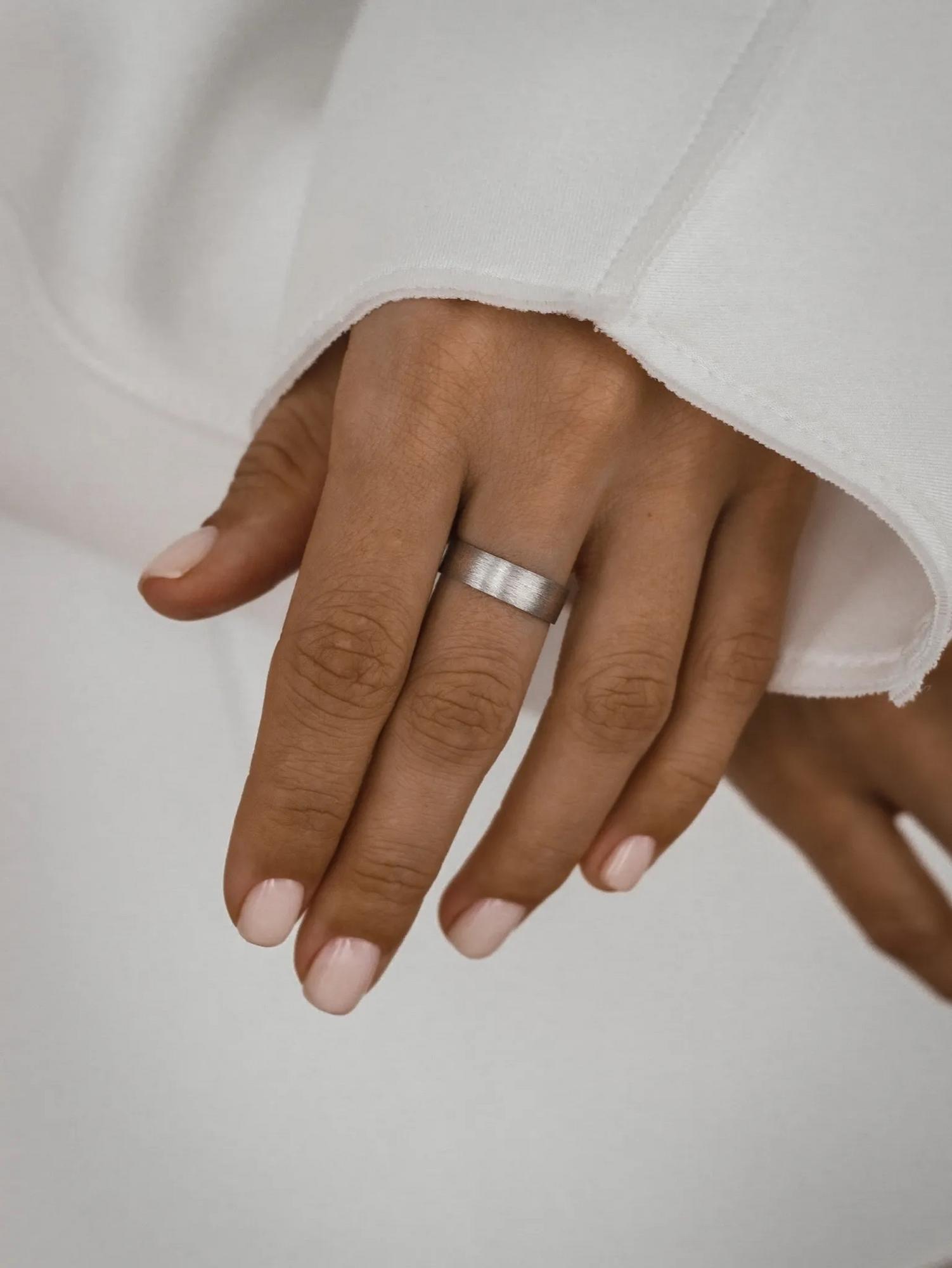 Серебряное сатиновое кольцо, 5 мм
