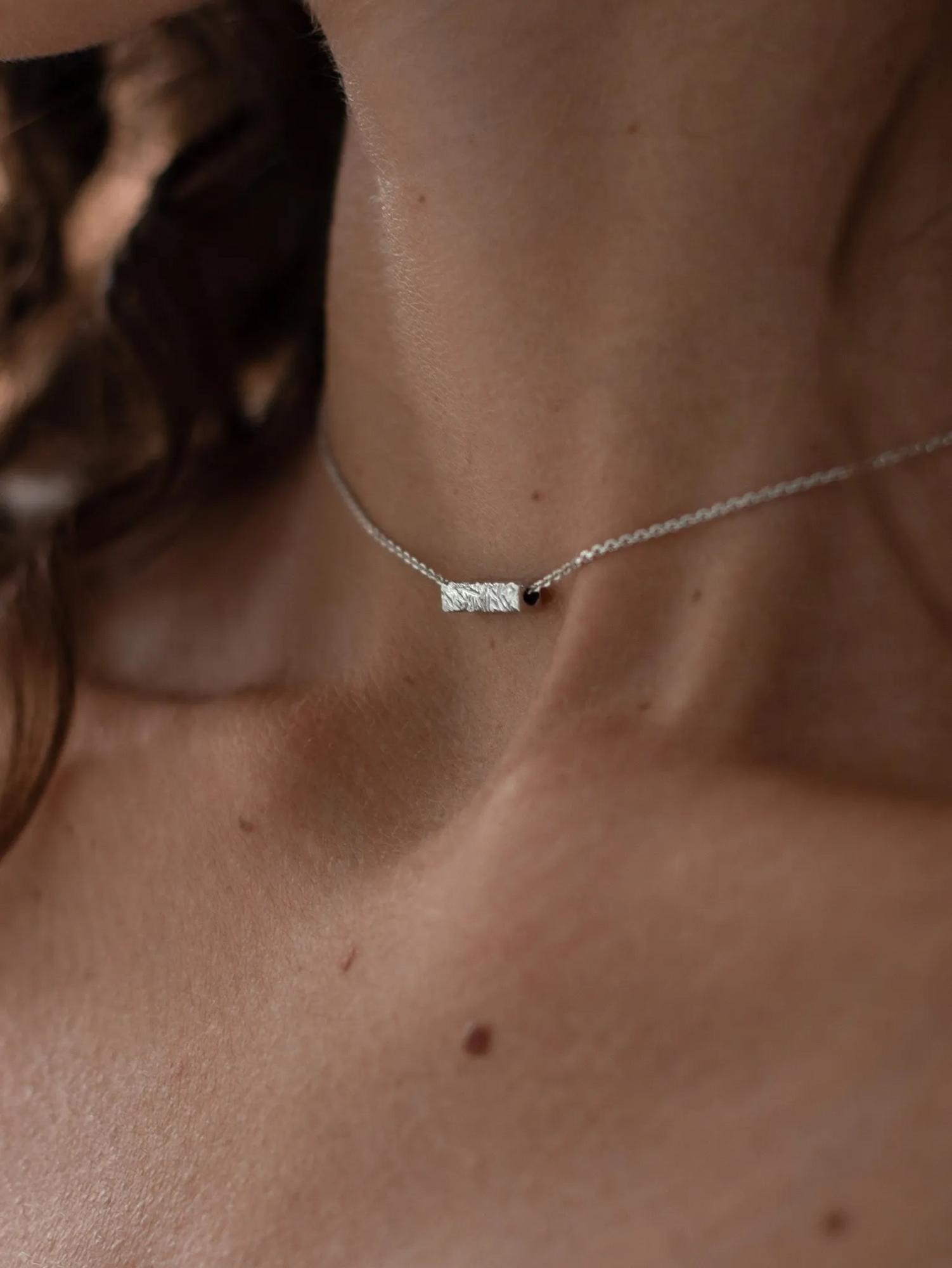 Серебряное колье-брусок Фолио - Folio