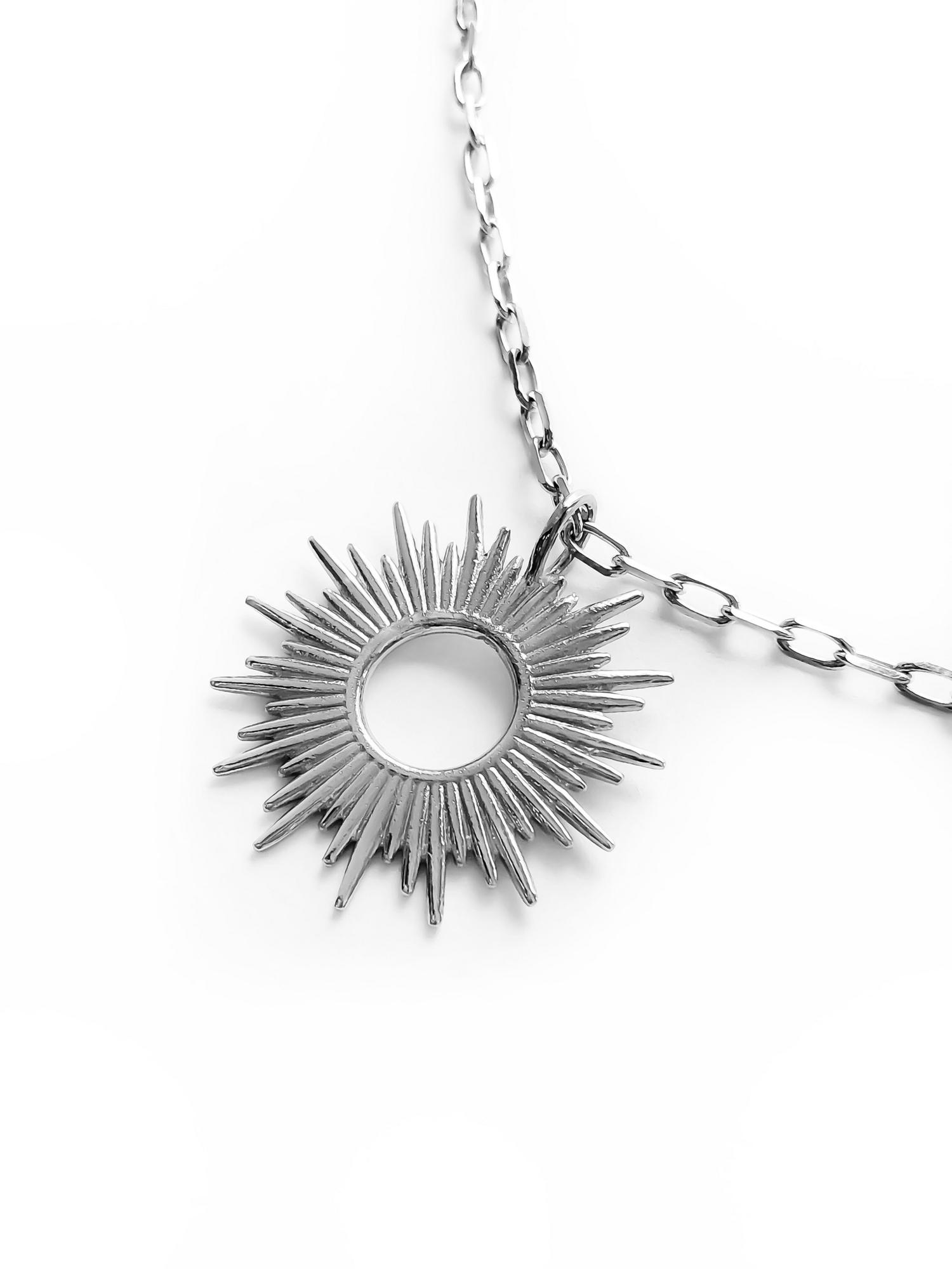 Серебряное колье Солнце-Helios