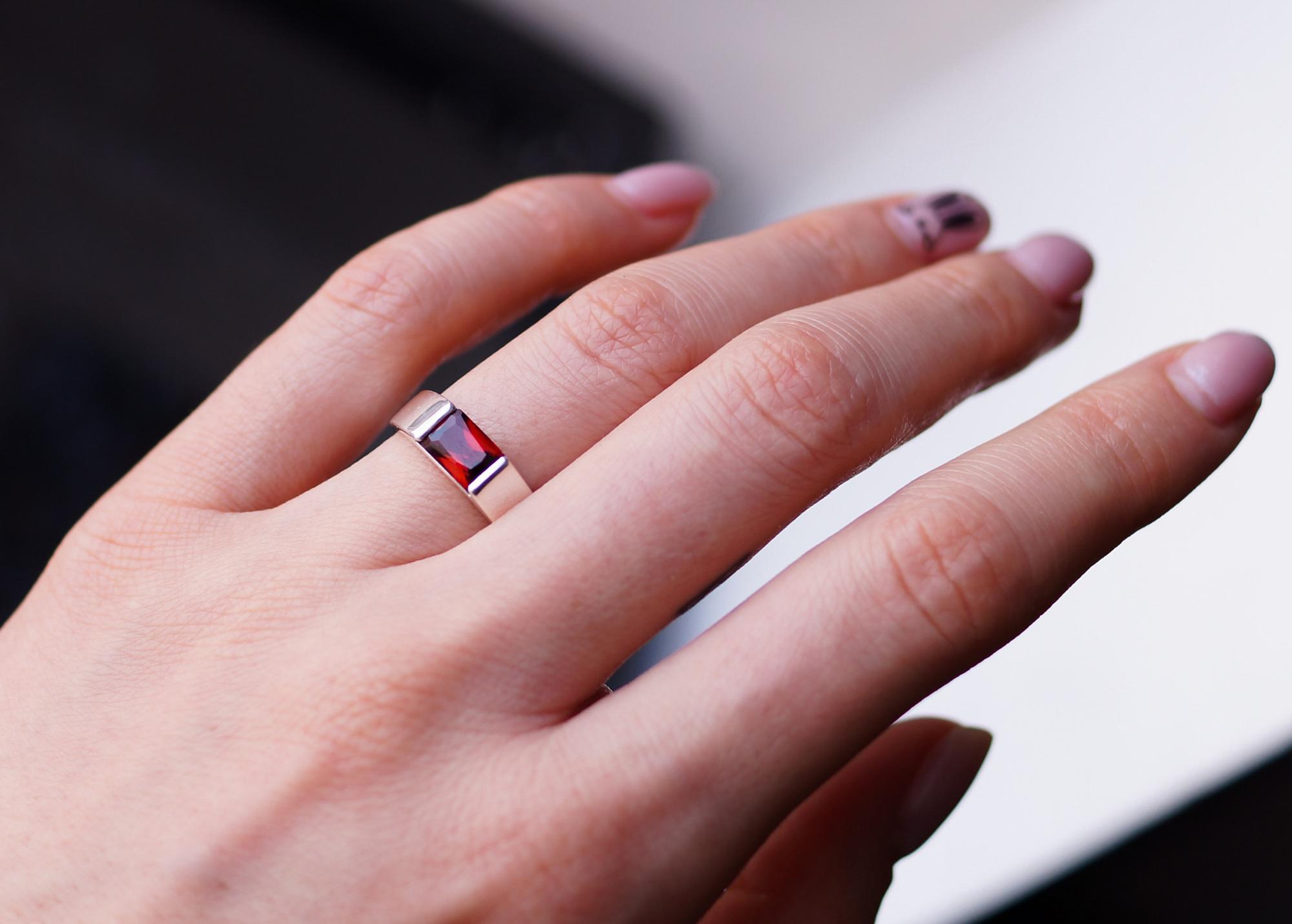 КОЛЬЦО ПЕЧАТКА С КАМНЯМИ НА ВЫБОР