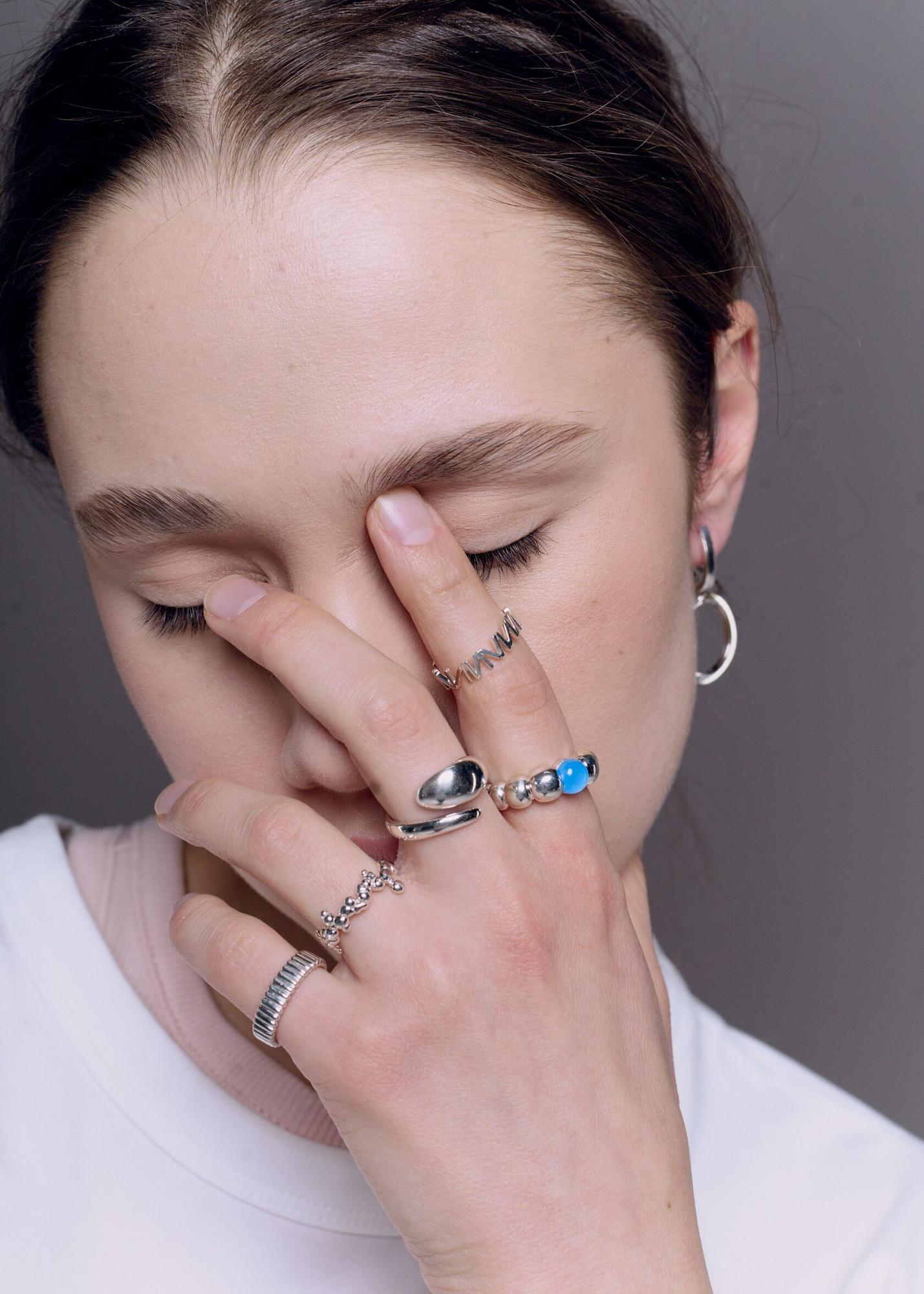 Серебряное кольцо "Шары"