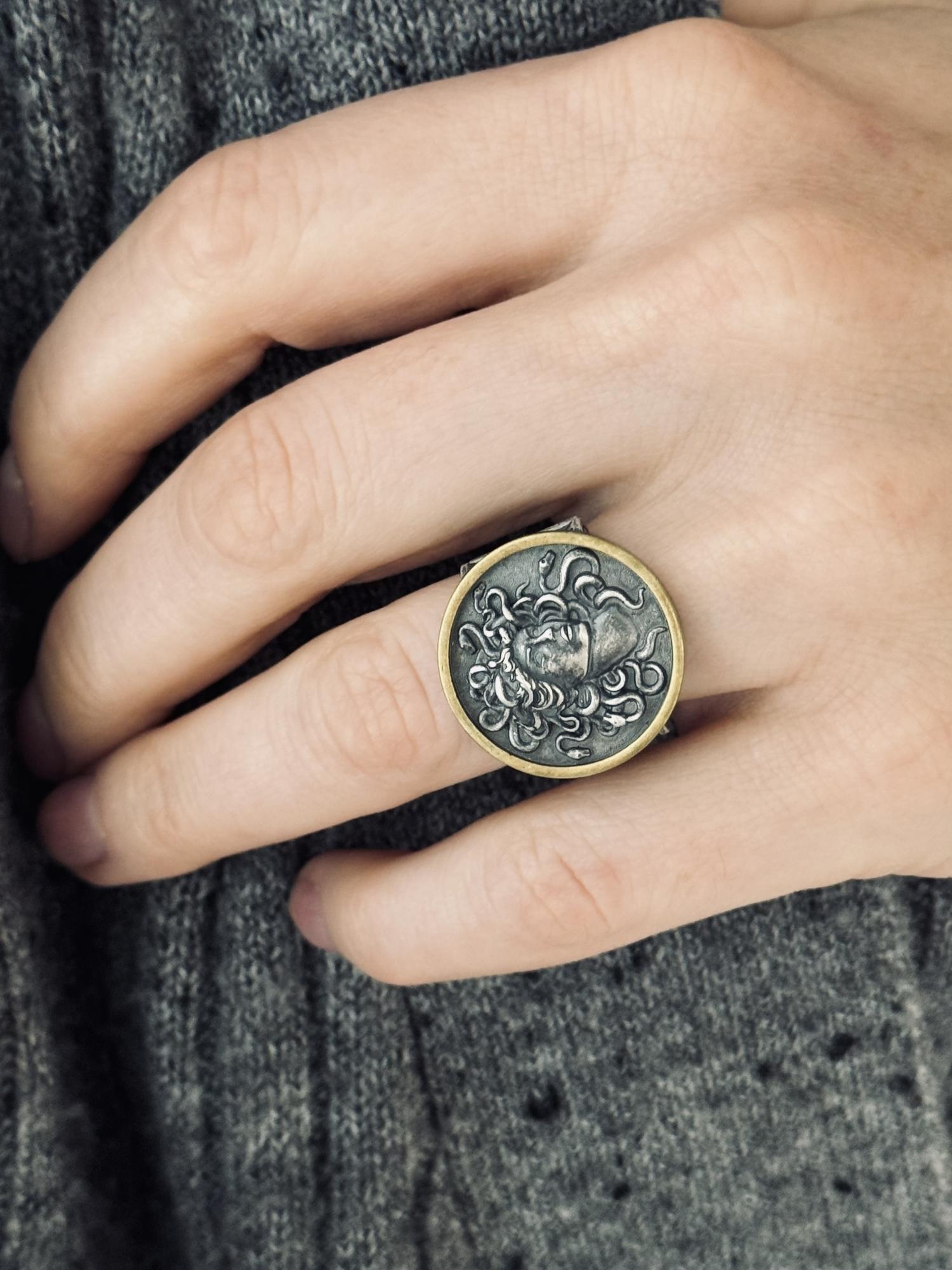 Кольцо Горгона