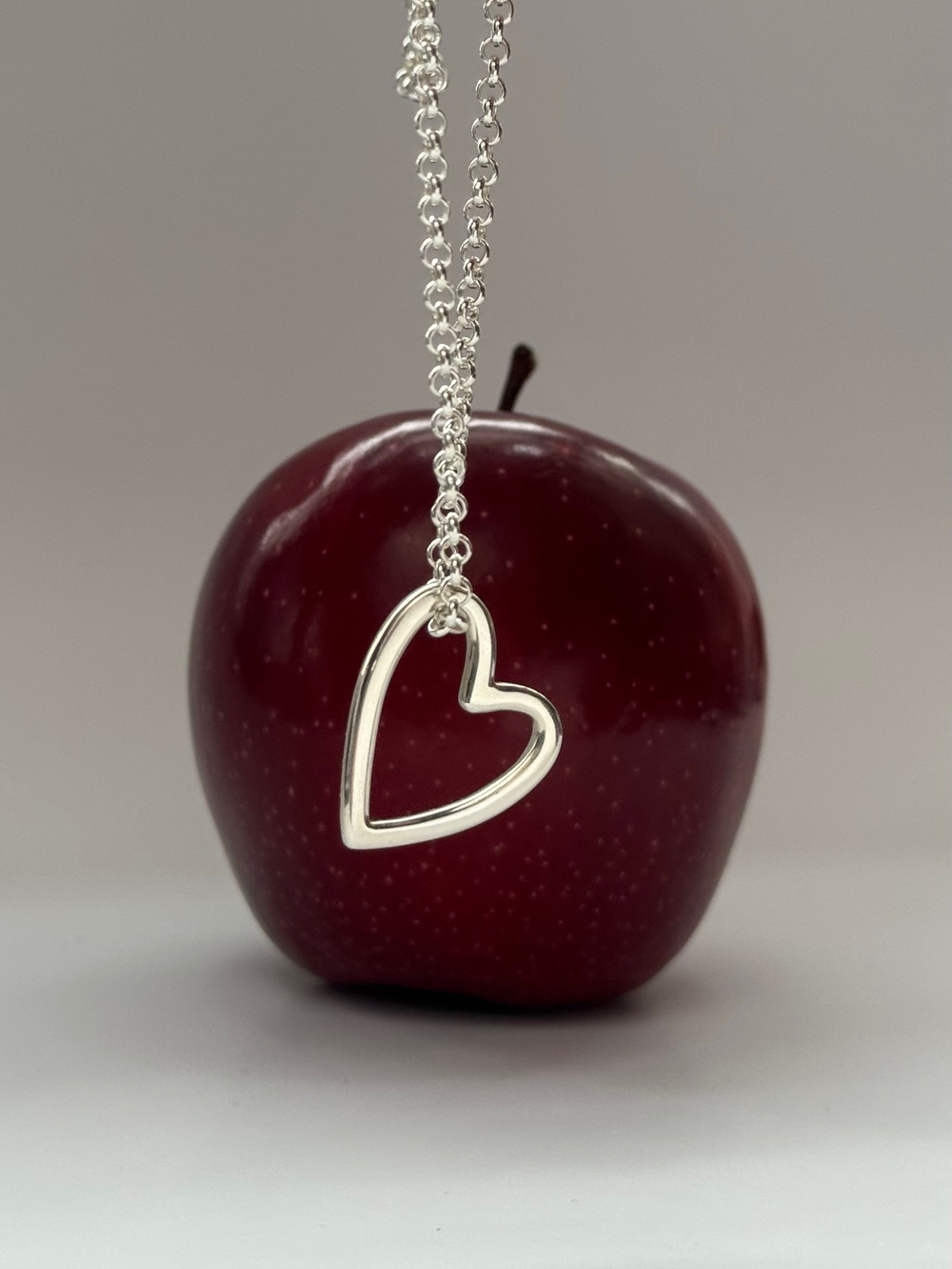 Подвеска сердце (love)