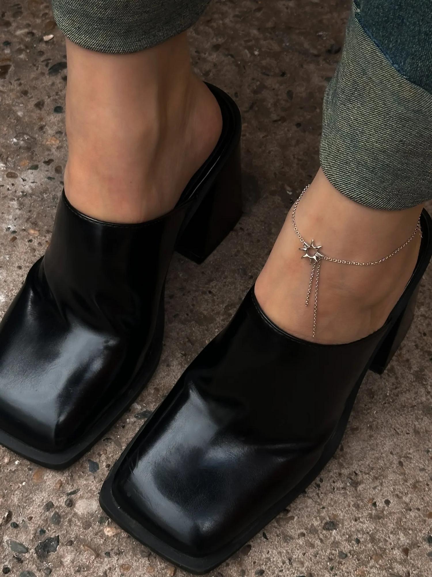 Серебряный браслет на цепочке на ногу «Солнце»