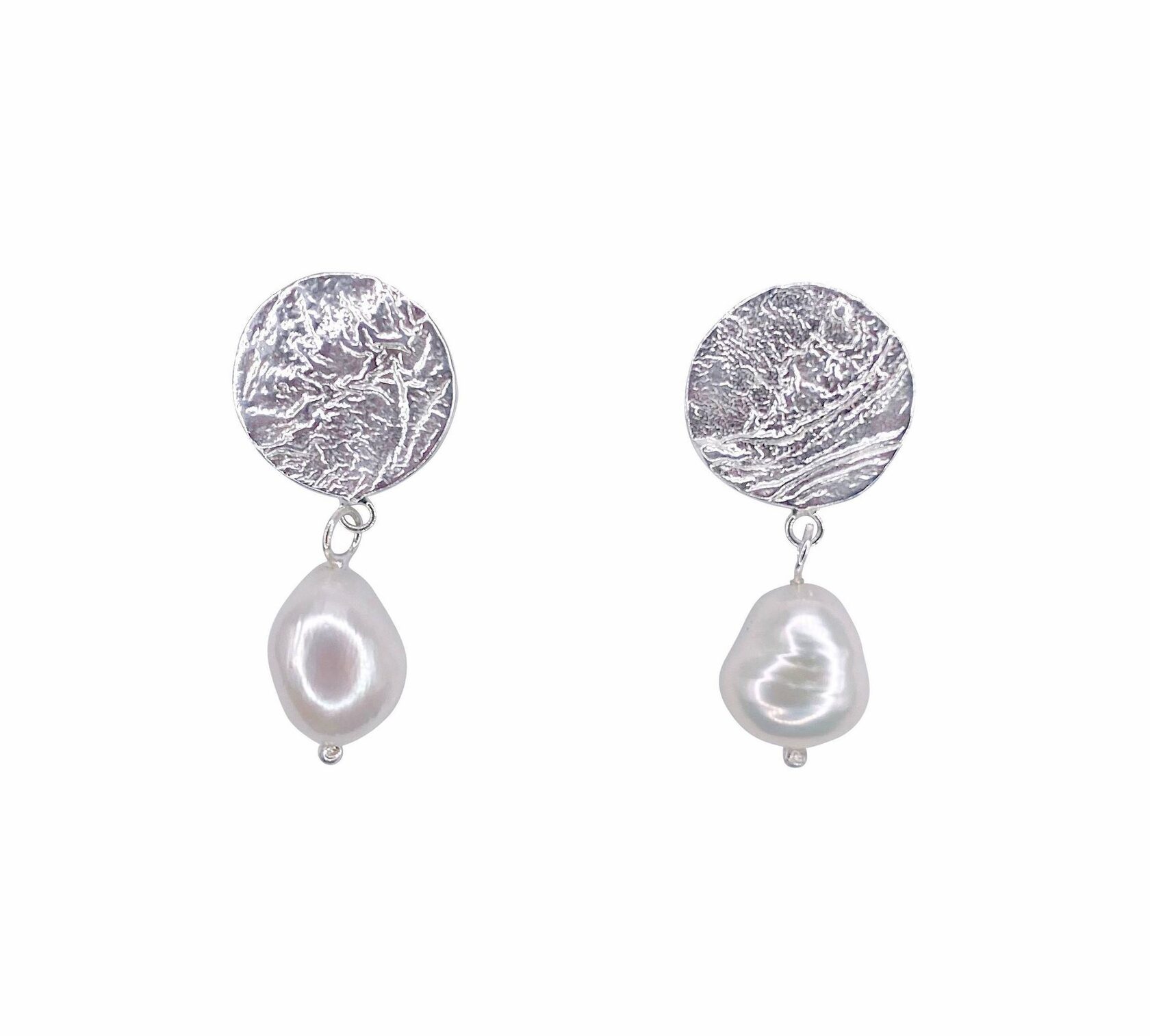 Серьги с ретикуляцией и барочным жемчугом