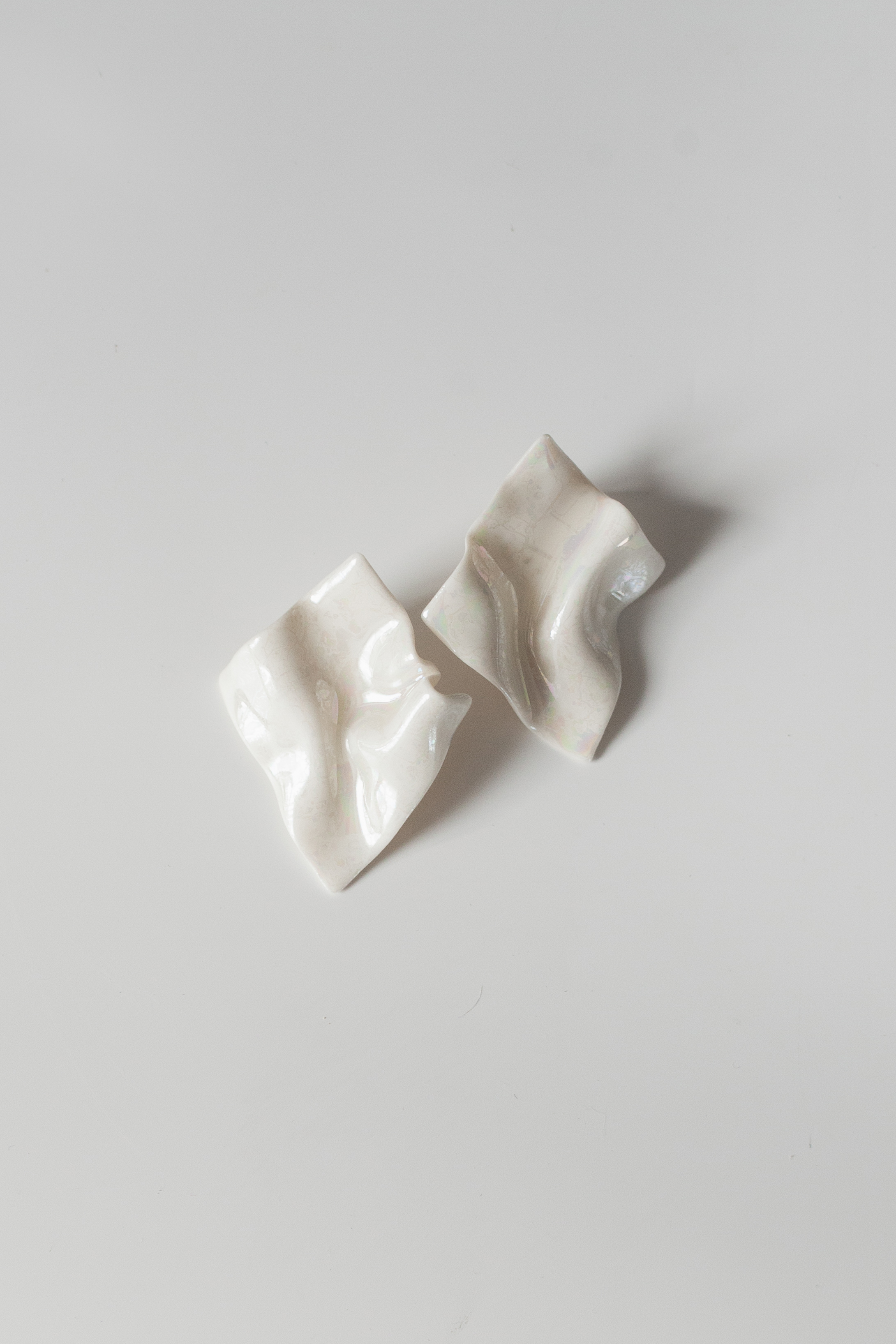 Серьги на гвоздиках «Жемчужиныl» S-127