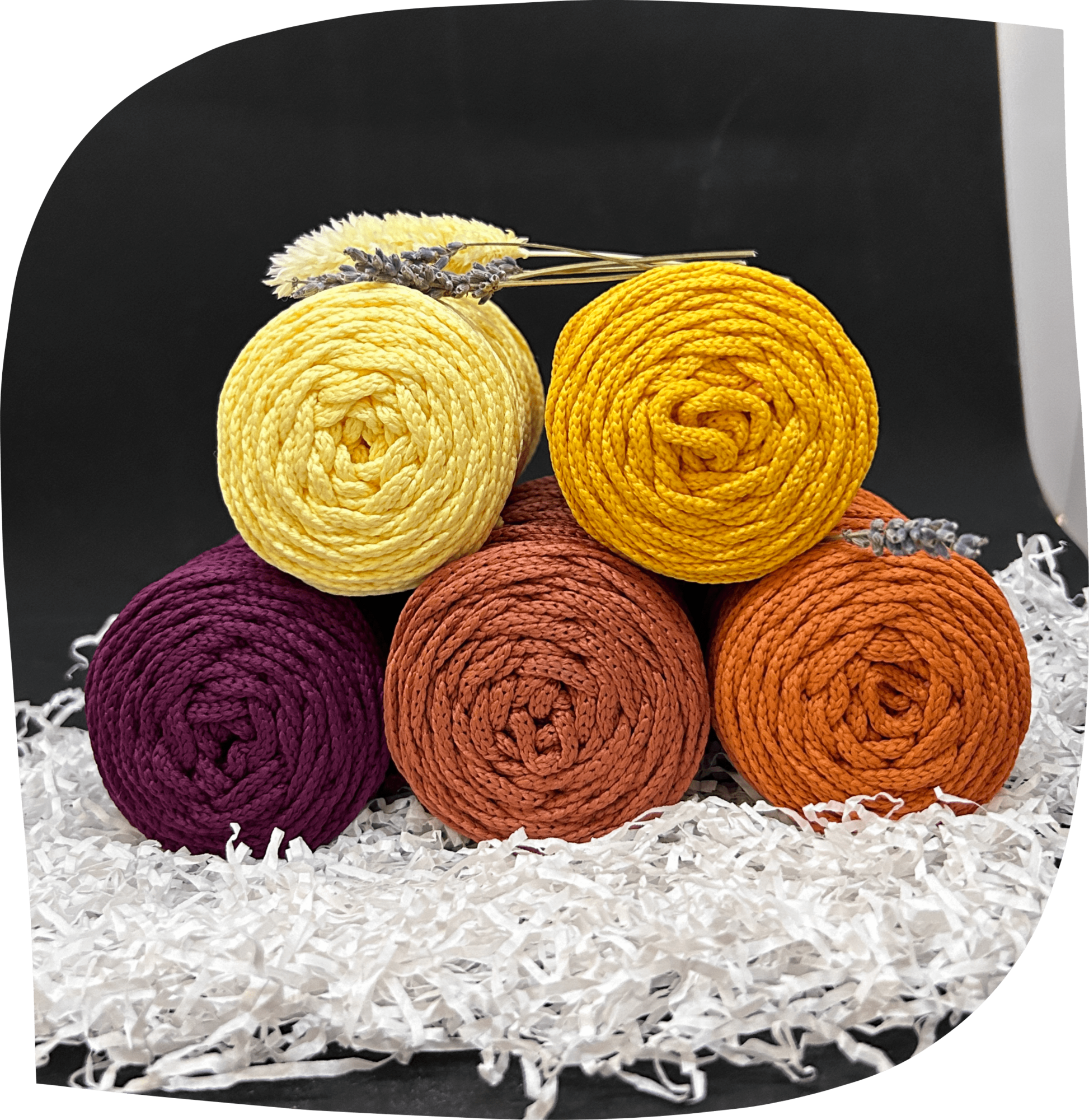 Набор №8 - "Янтарь" ПЭ 3 мм цилиндр, 5 по 90г, 45м, цвета - 6,8,28,29,31