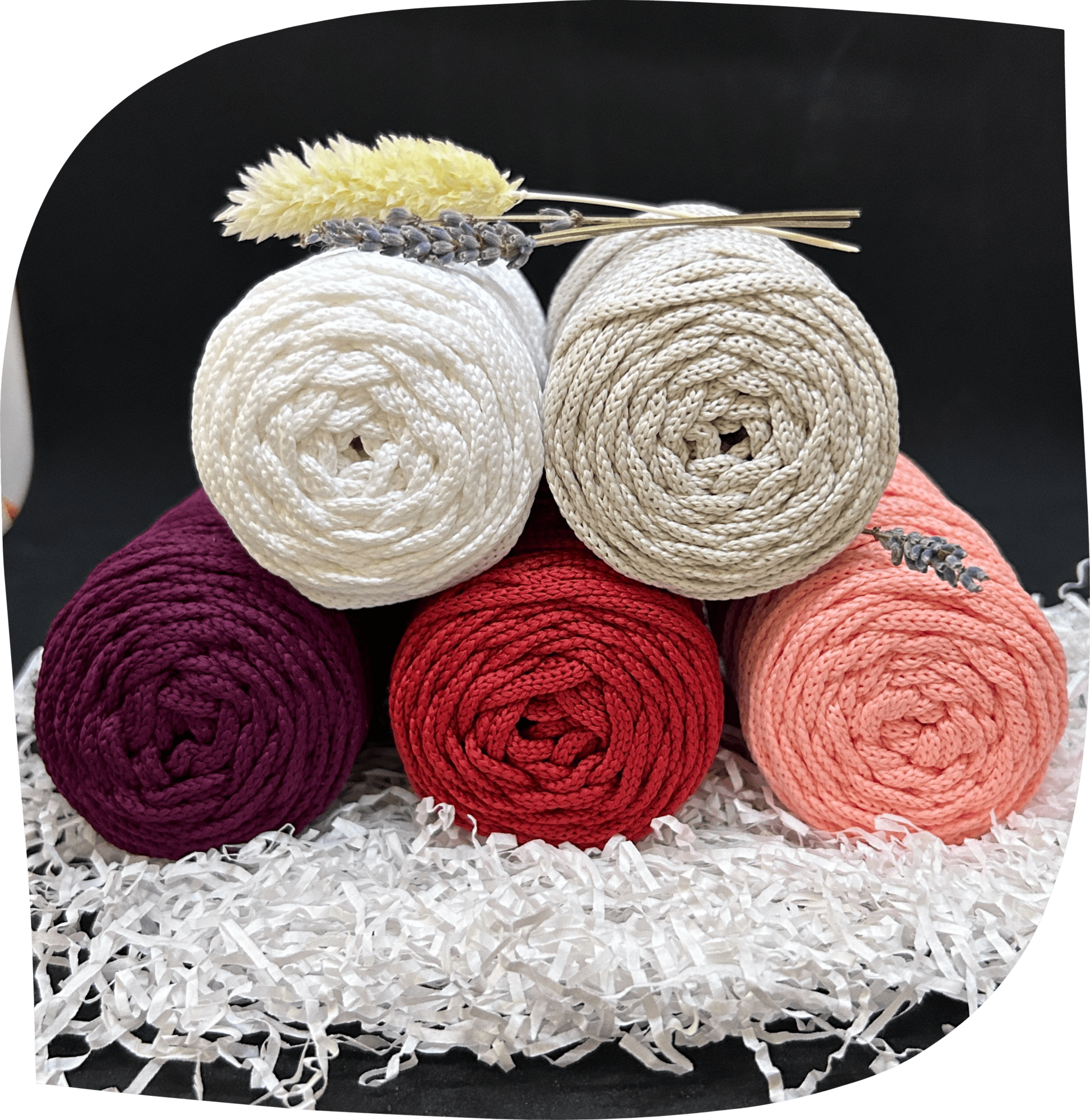 Набор №14 - "Вишневый пирог" ПЭ 3 мм цилиндр, 5 по 90г, 45м, цвета - 1,2,26,27,28