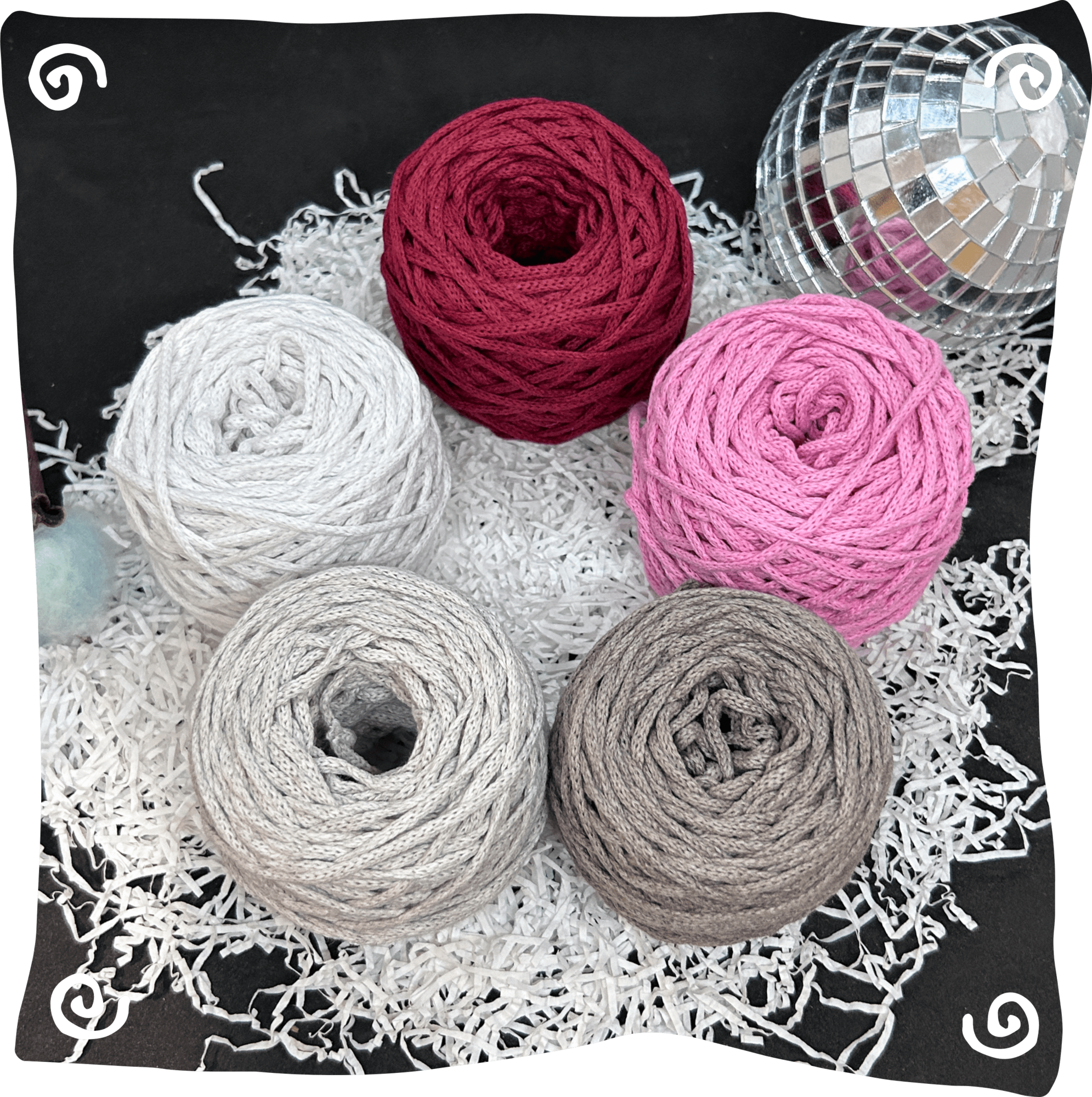 Набор №15 - "Лакированные туфли" ХБ 3 мм клубок, 5 по 80г, 45м, цвета – 1,3,4,27,29