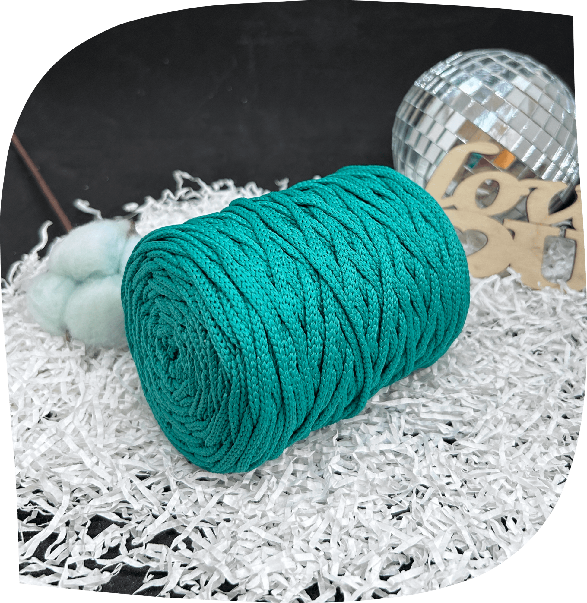 Шнур ПЭ вязаный 3 мм, 200г, 100м,  2032 – светло-зеленый