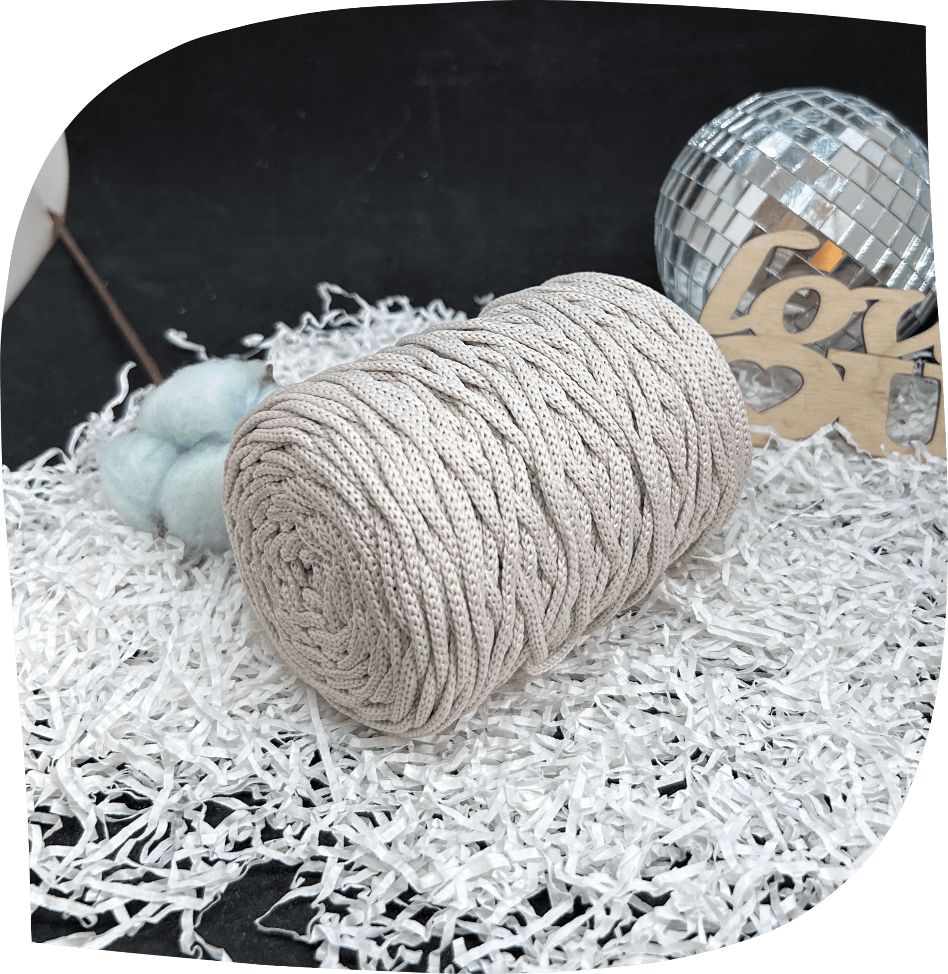 Шнур ПЭ вязаный 3 мм, 200г, 100м,  2002 – молочный