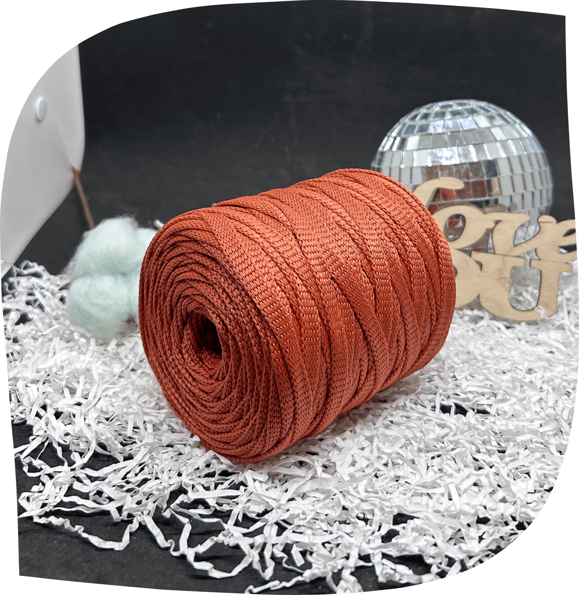 Шнур ПЭ вязаный плоский 7 мм, 200г, 60м,  4031 – терракотовый