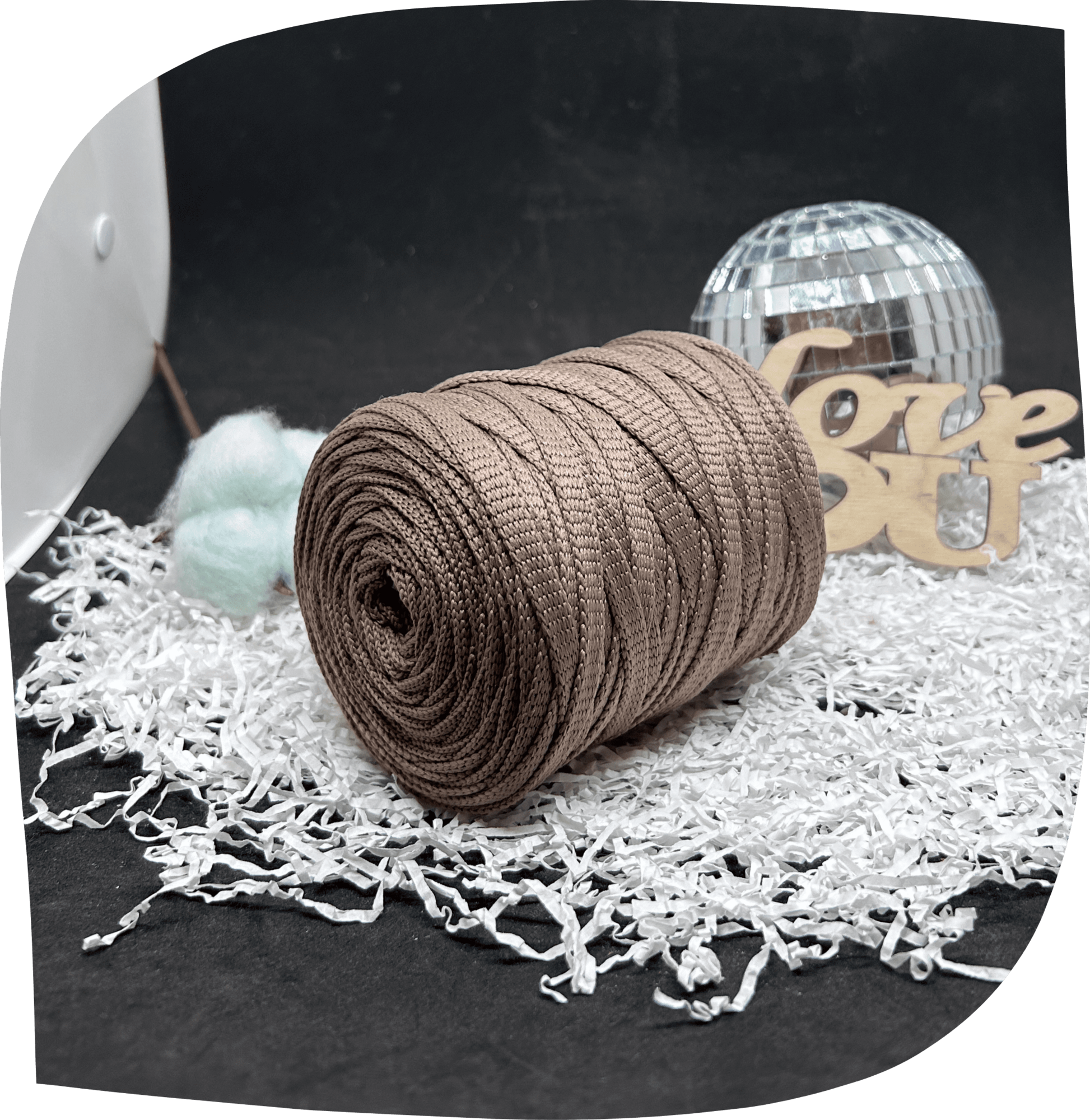 Шнур ПЭ вязаный плоский 7 мм, 200г, 60м,  4009 – кофе