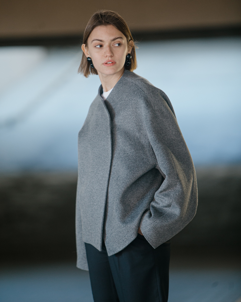 Жакет с объемными рукавами из шерсти