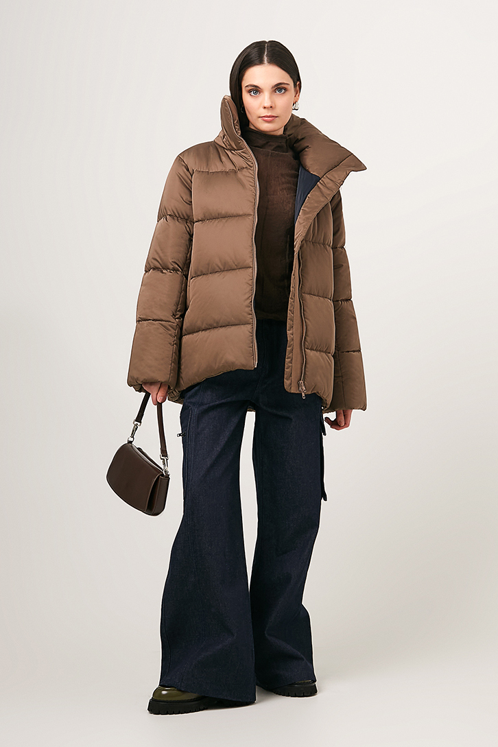 Пуховик из ткани цвета "орех"