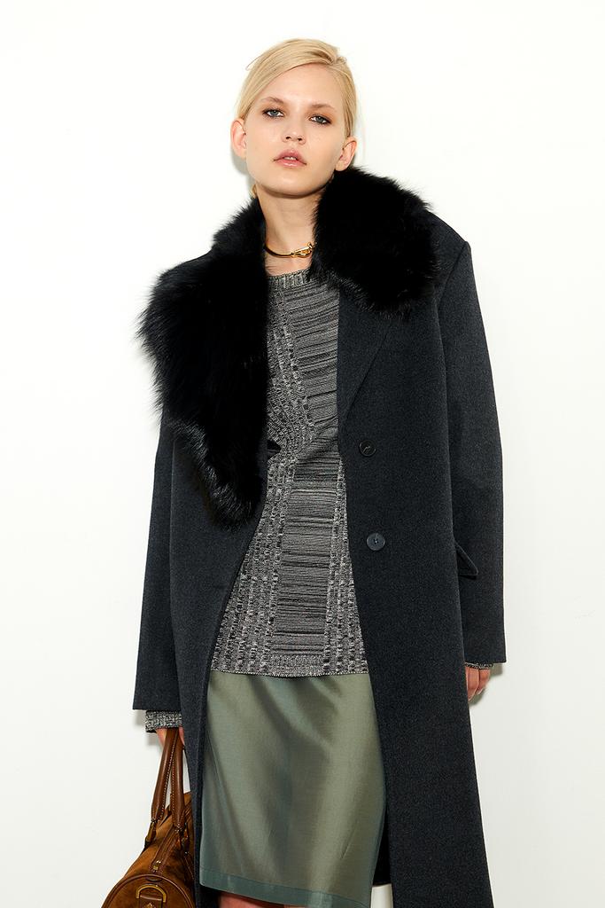 Воротник из черной лисицы