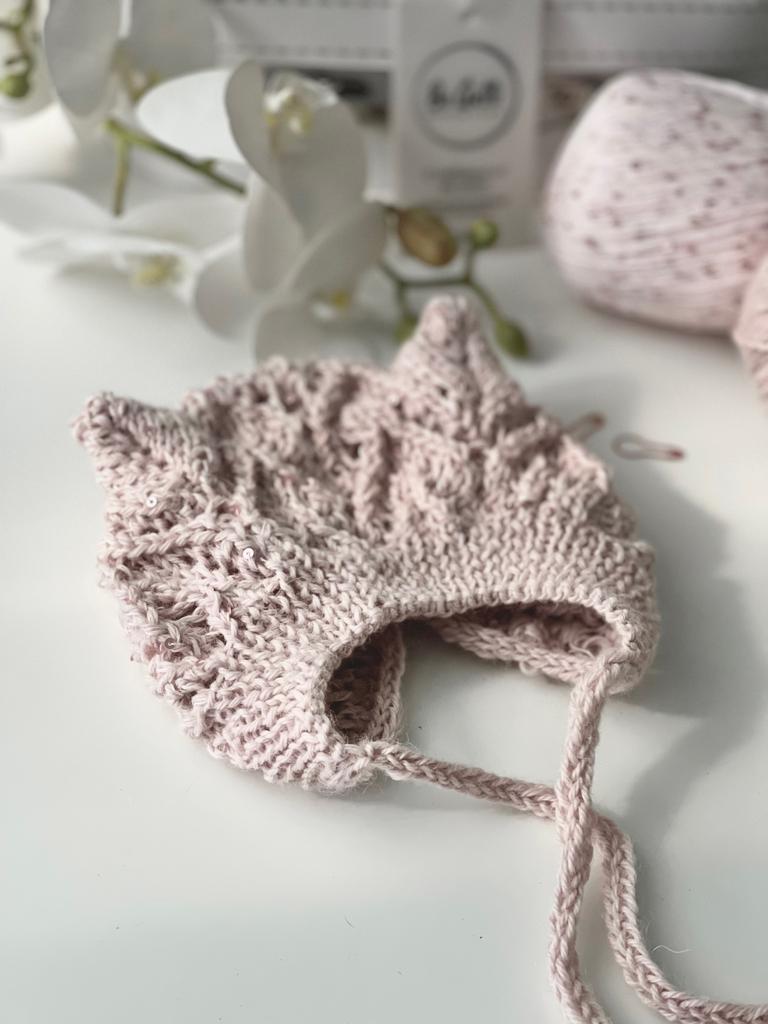 Ажурный коточепчик