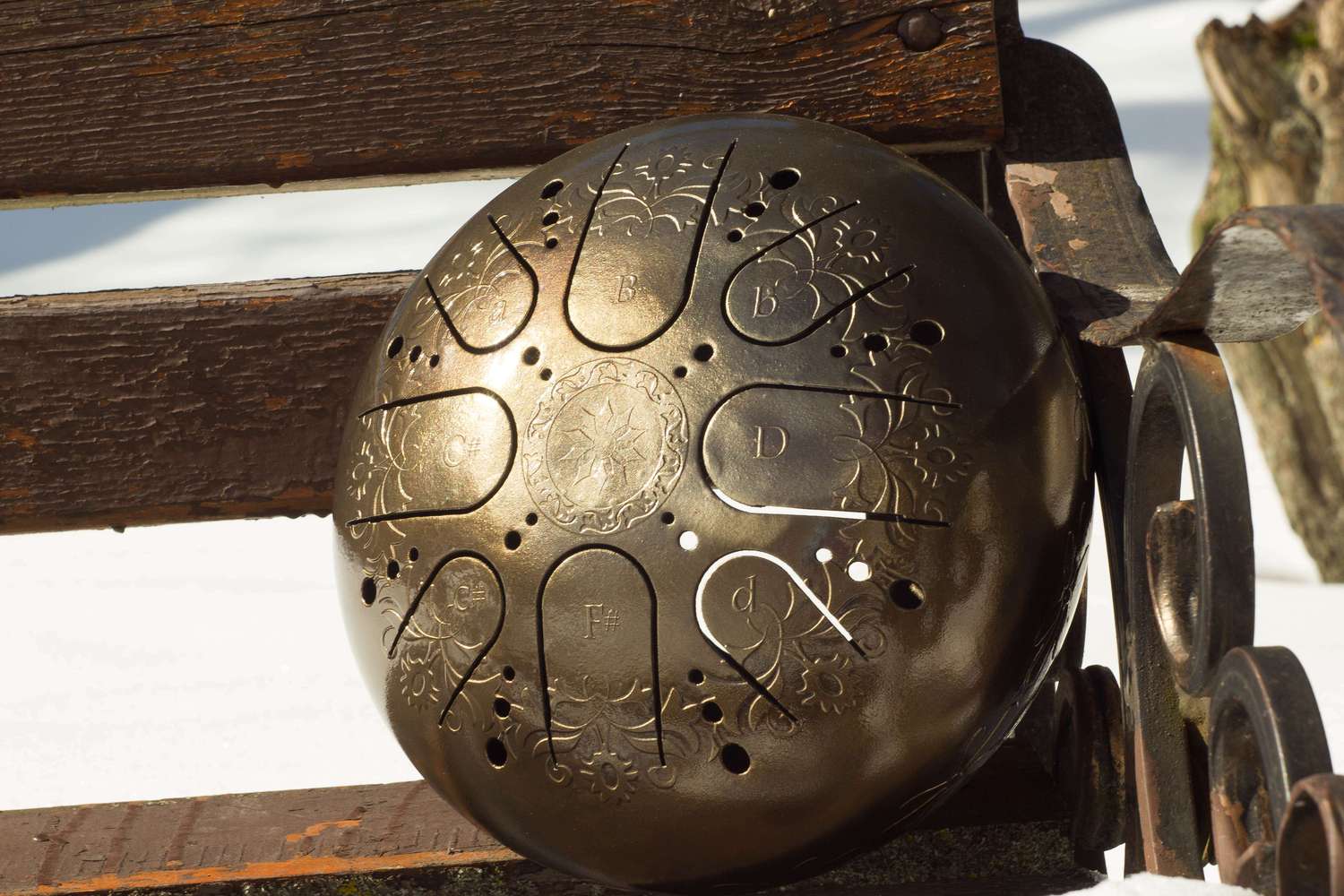 Notes tank drum (steel tongue drum) | KosmoSky