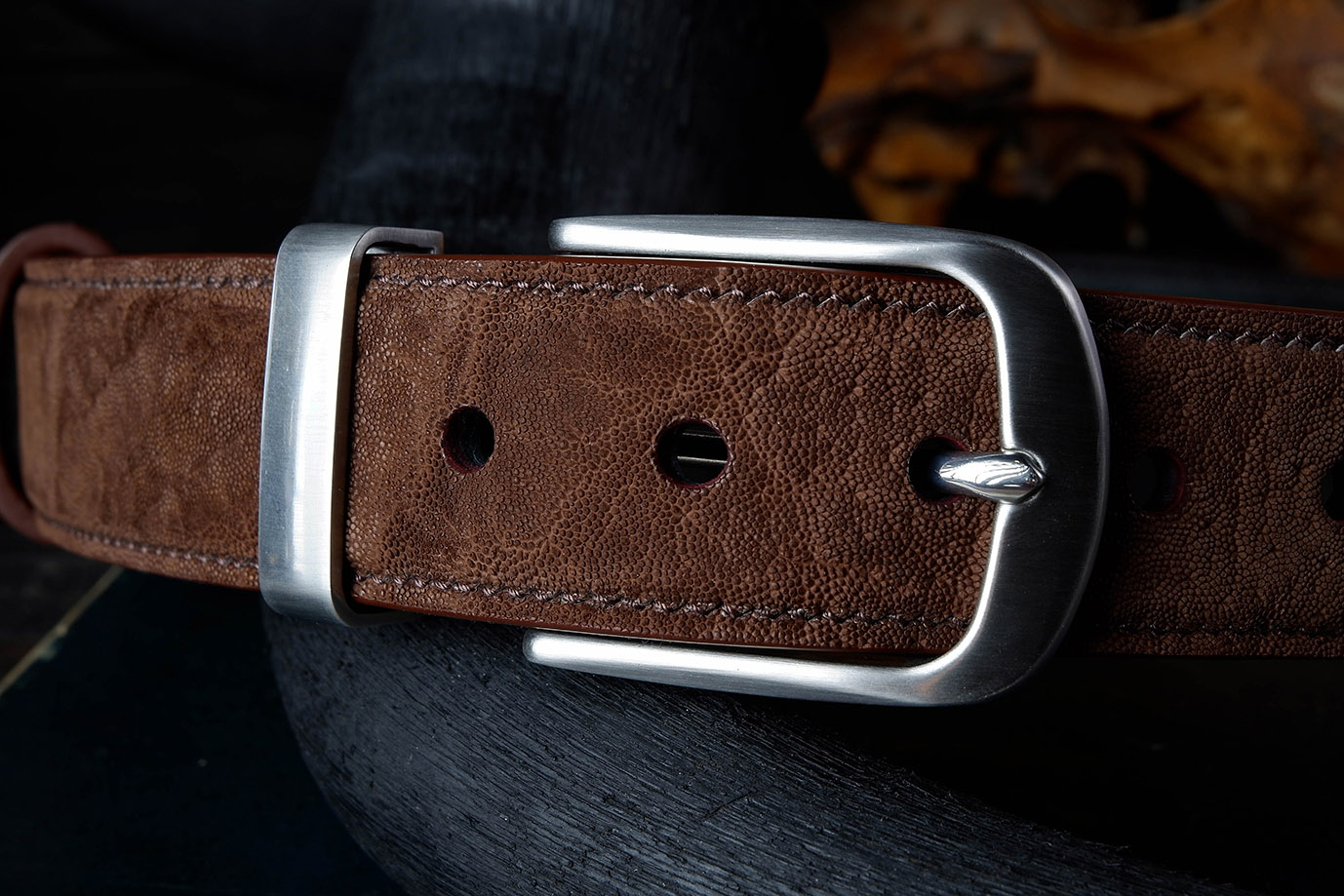 мужской ремень, кожаный ремень, для джинсов, для брюк, коричневая кожа, пряжка нержавеющая сталь,  ширина 40 мм, 4 см, ручная работа, Grossone, надежная пряжка, натуральная кожа, экзотическая кожа, необычная кожа, редкая кожа, ручная прошивка, брючный, джинсовый ремень, классический ремень, купить ремень, заказать ремень, ремень под заказ, ремень большой размер, кожа слона, необычный ремень