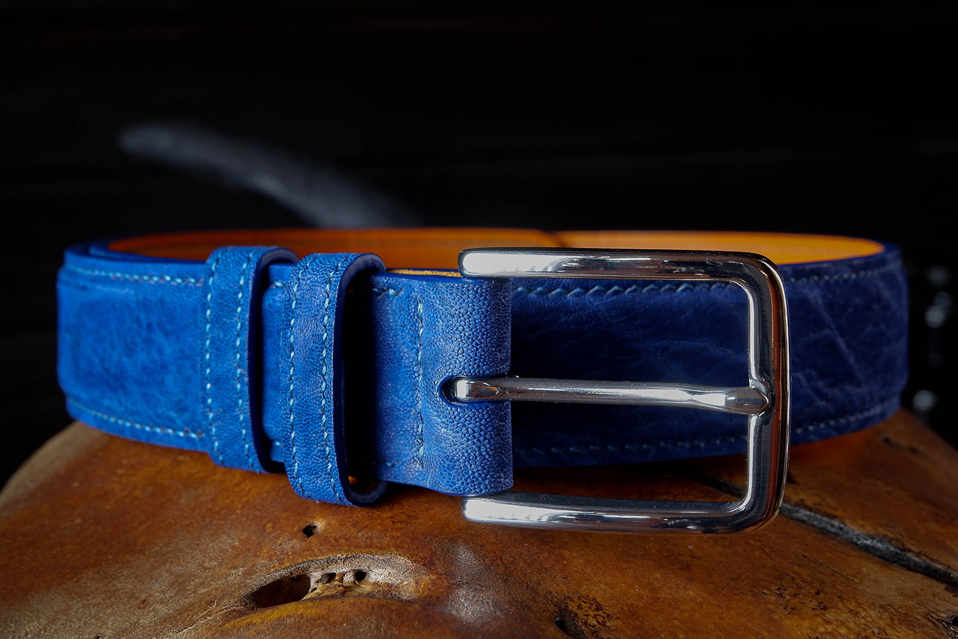 мужской ремень, кожаный ремень, для джинсов, для брюк, синяя кожа, пряжка нержавеющая сталь,  ширина 40 мм, 4 см, ручная работа, Grossone, надежная пряжка, натуральная кожа, экзотическая кожа, необычная кожа, редкая кожа, ручная прошивка, брючный, джинсовый ремень, классический ремень, купить ремень, заказать ремень, ремень под заказ, ремень большой размер, кожа слона, необычный ремень
