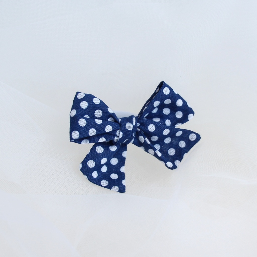 Резинка "Хлопковый бант" цвет темно-синий в белый горох