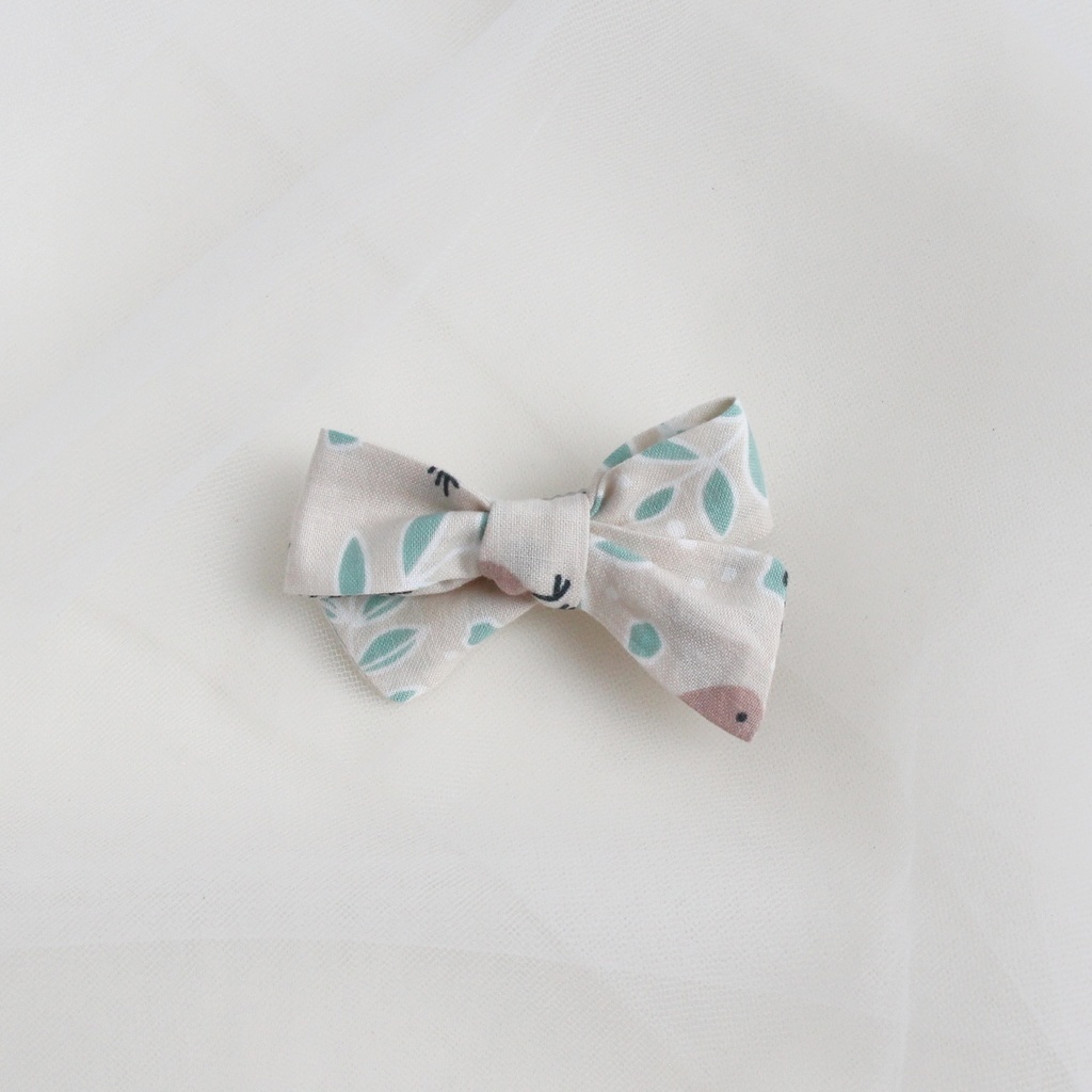 Заколка-зажим "Хлопковый бантик" бежевый с птичкой