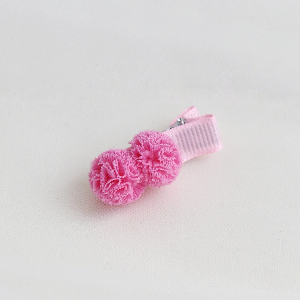 Заколка-зажим "Помпоны" розовый