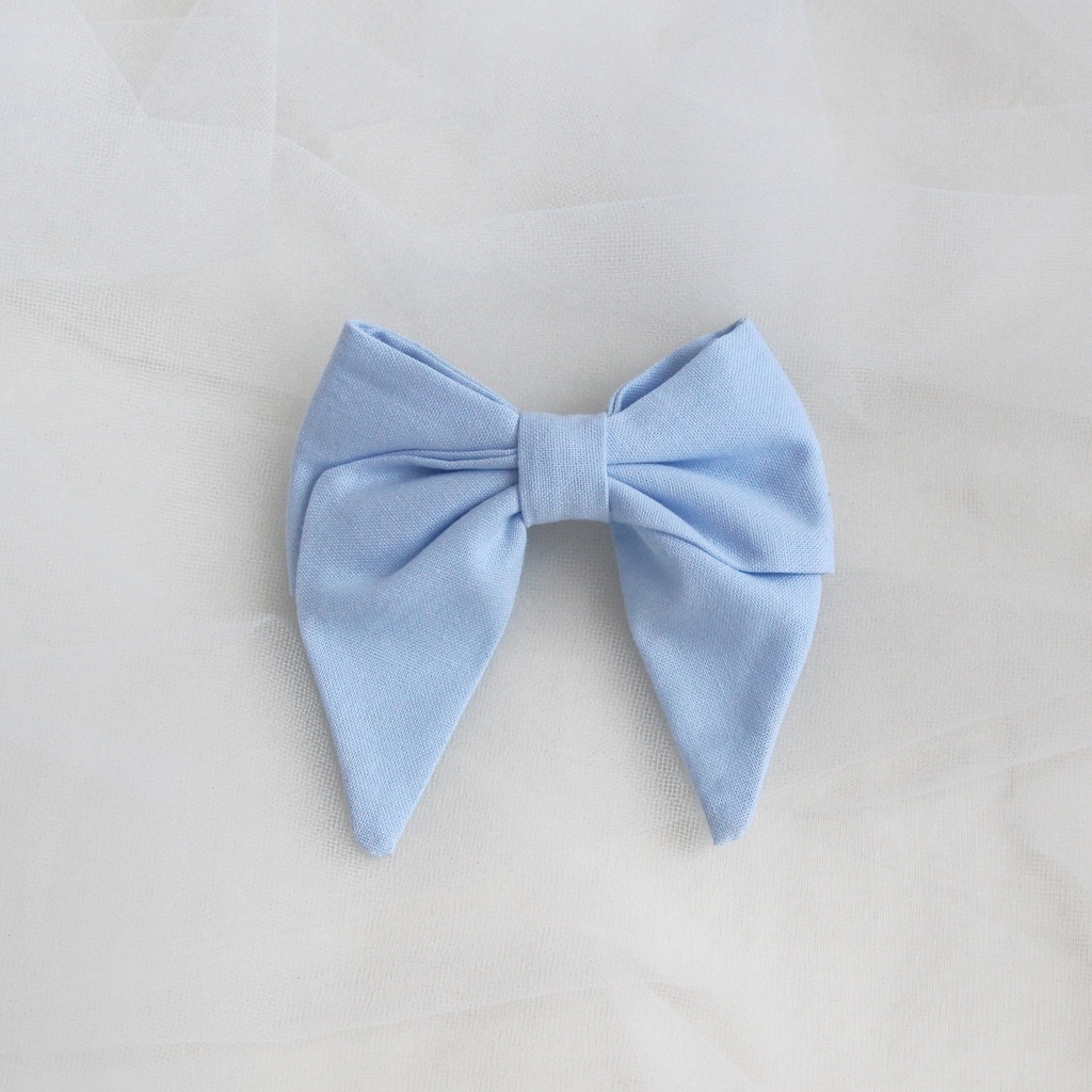 Заколка зажим "Бант с хвостиками" светло-голубой