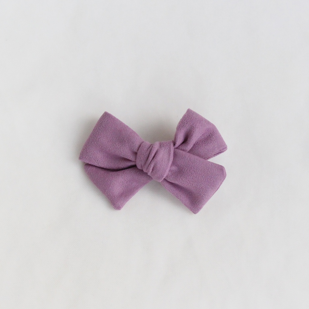 Заколка-зажим "Замшевый бантик" сиреневый