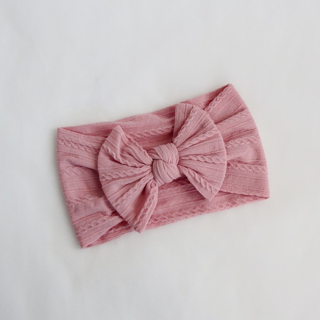 Повязка на голову "Широкий бант c узором" бледно-розовый