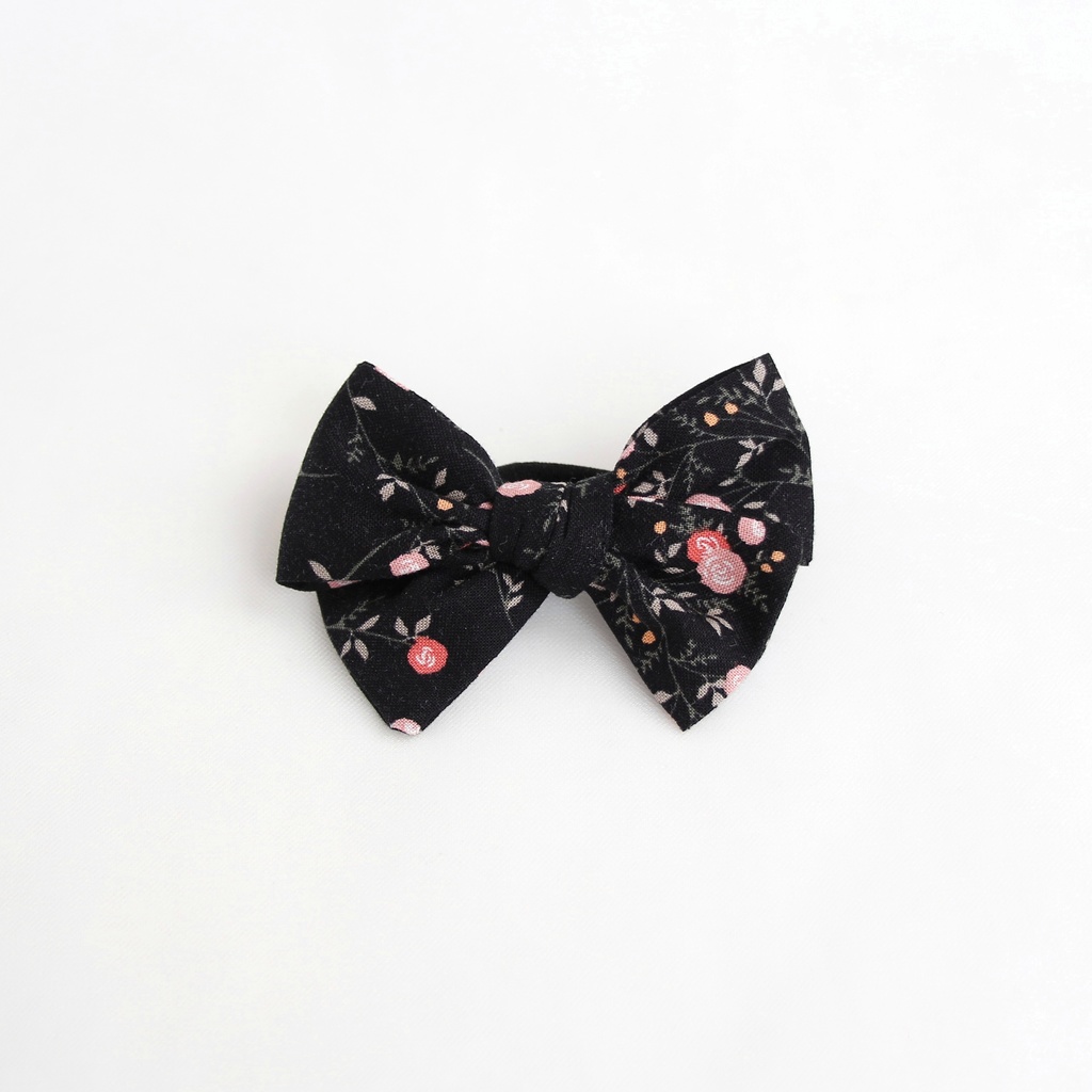 Резинка "Хлопковый бант" черный с розами