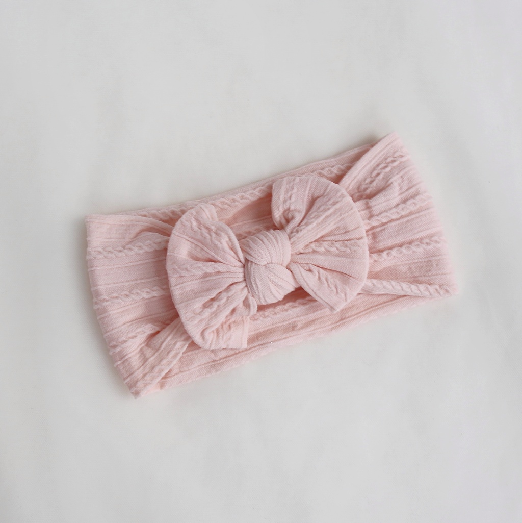 Повязка на голову "Широкий бант c узором" светло-розовый