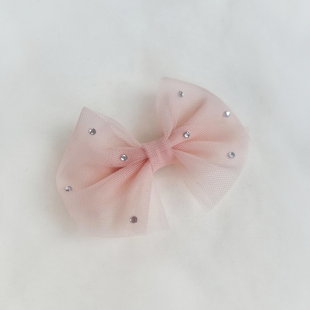Заколка-зажим "Фатиновый бант со стразами" пыльно-розовый