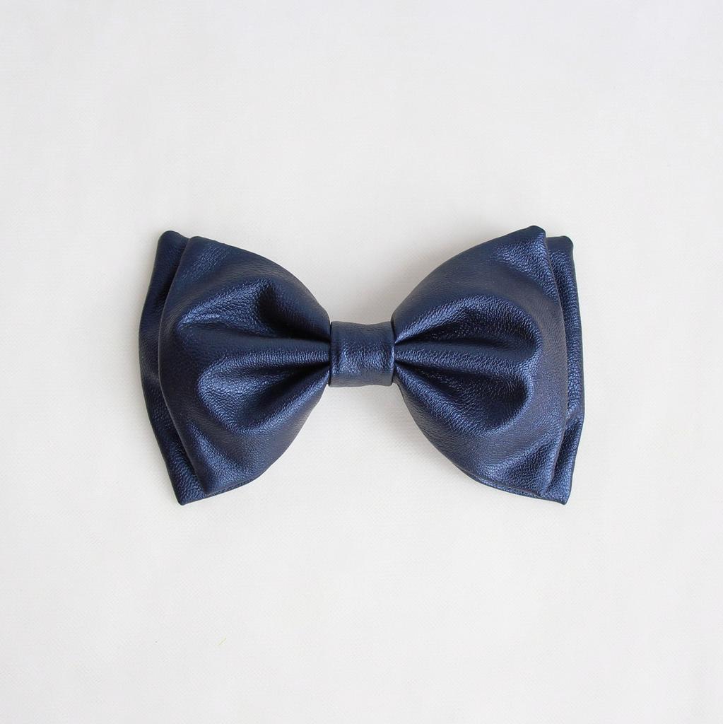 Заколка-автомат "Бант из экокожи" темно-синий